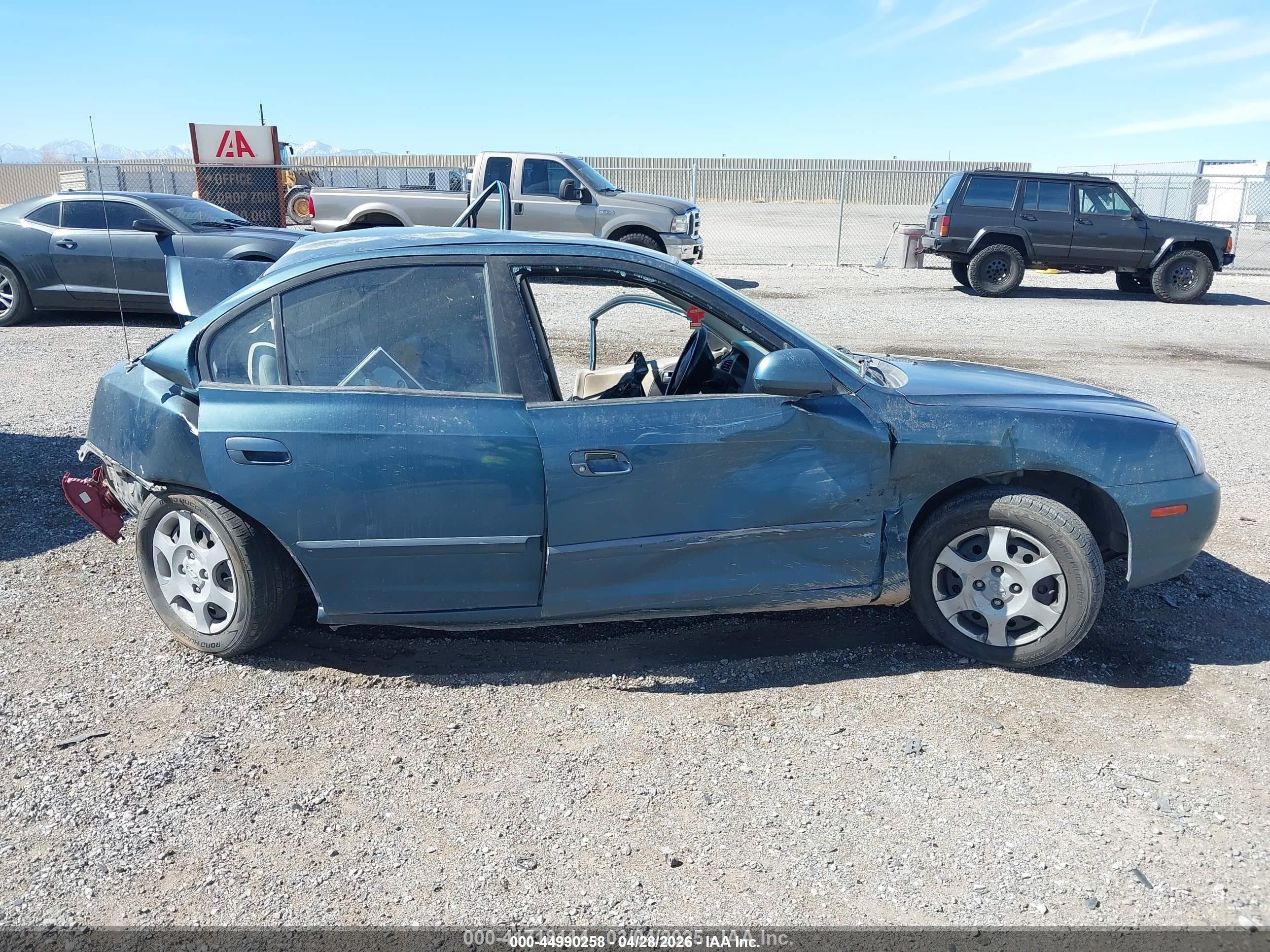 2003 Hyundai Elantra Gls/gt Teal vin: KMHDN45D83U586168