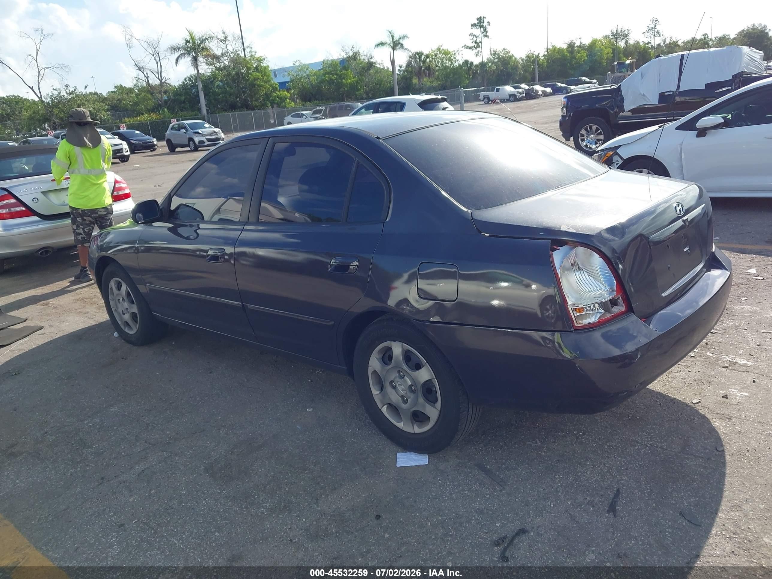 2003 Hyundai Elantra Gls/gt Navy vin: KMHDN45D83U608444