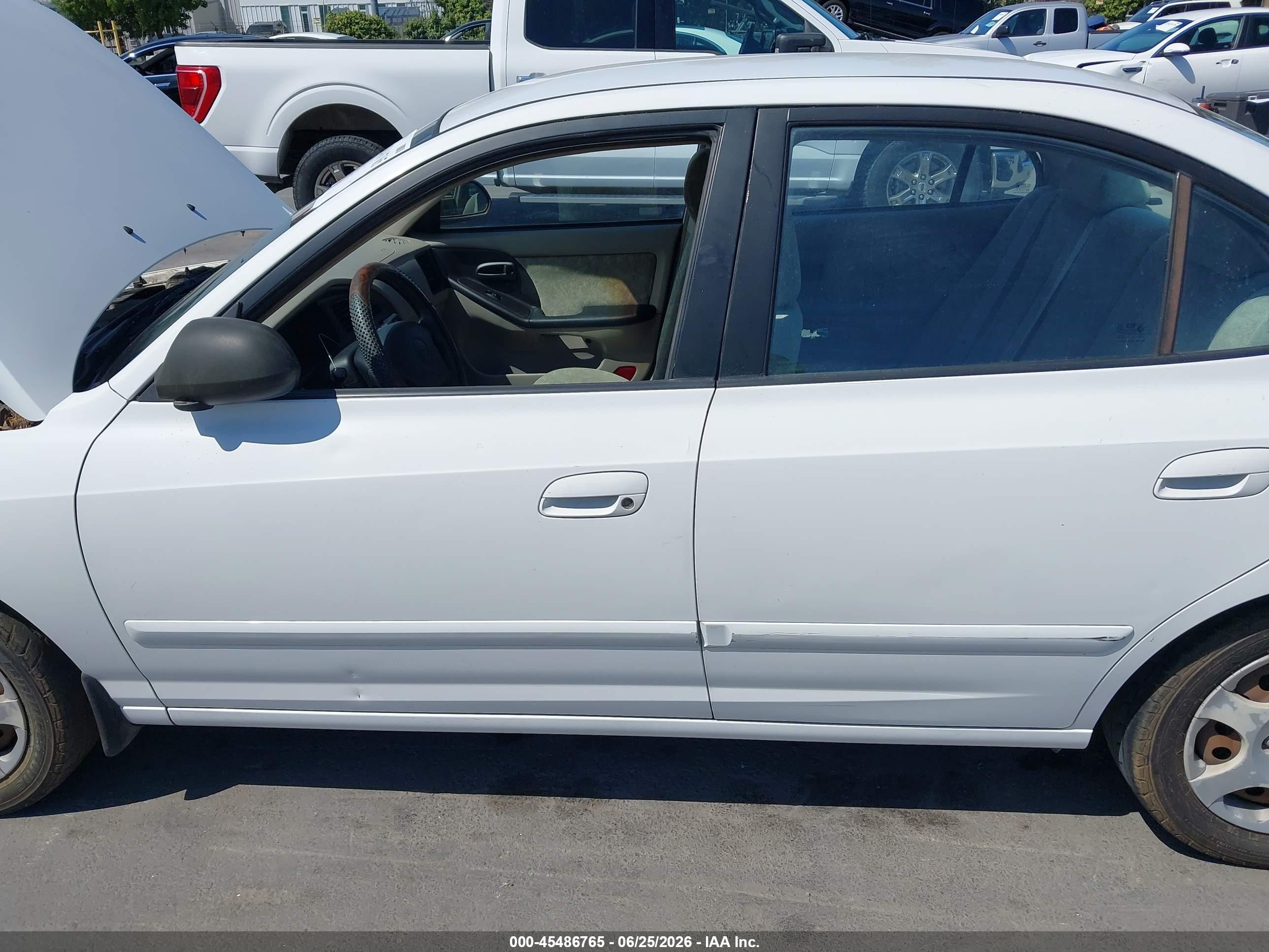 2001 Hyundai Elantra Gls White vin: KMHDN45D91U067336