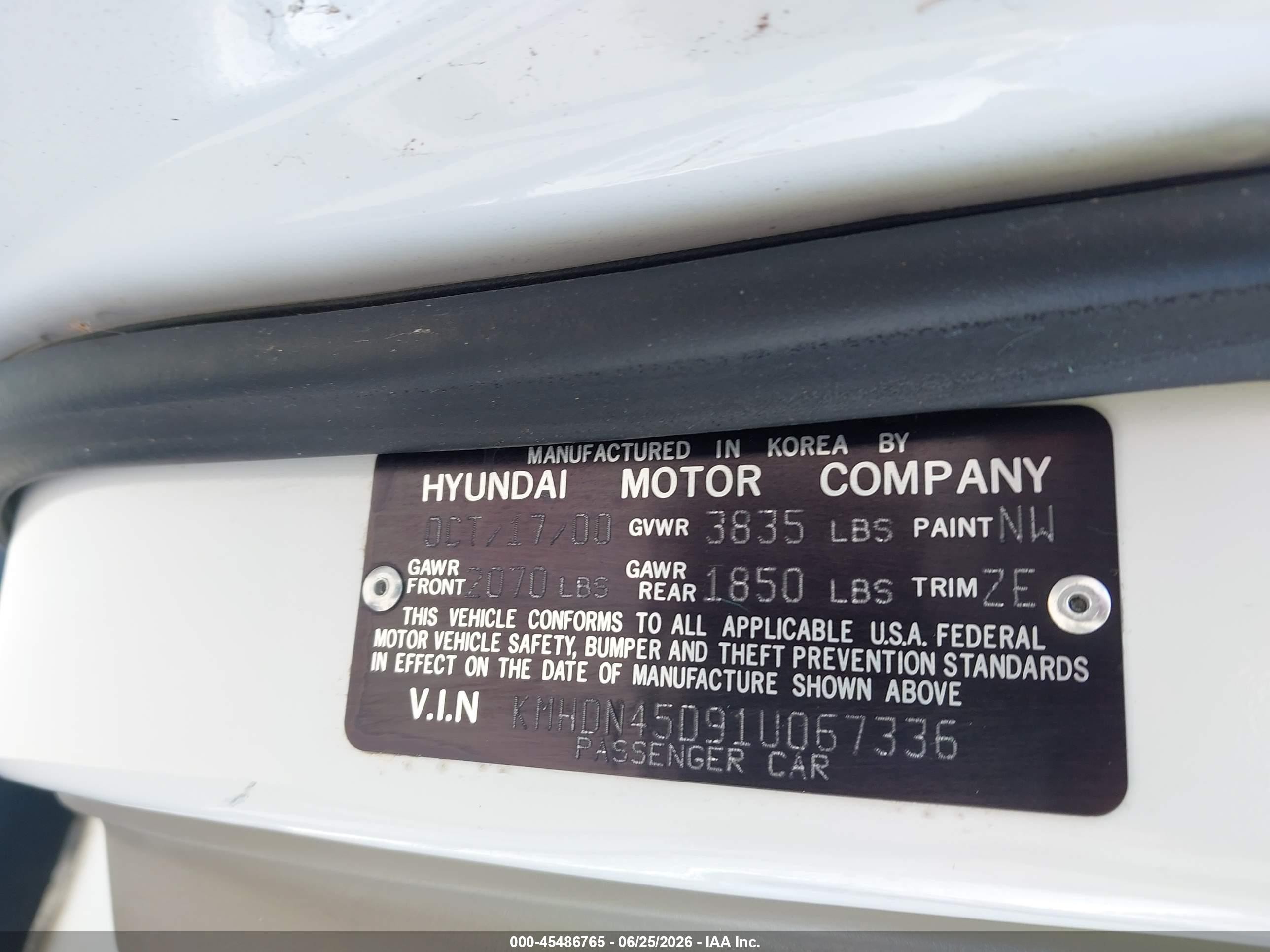 2001 Hyundai Elantra Gls White vin: KMHDN45D91U067336