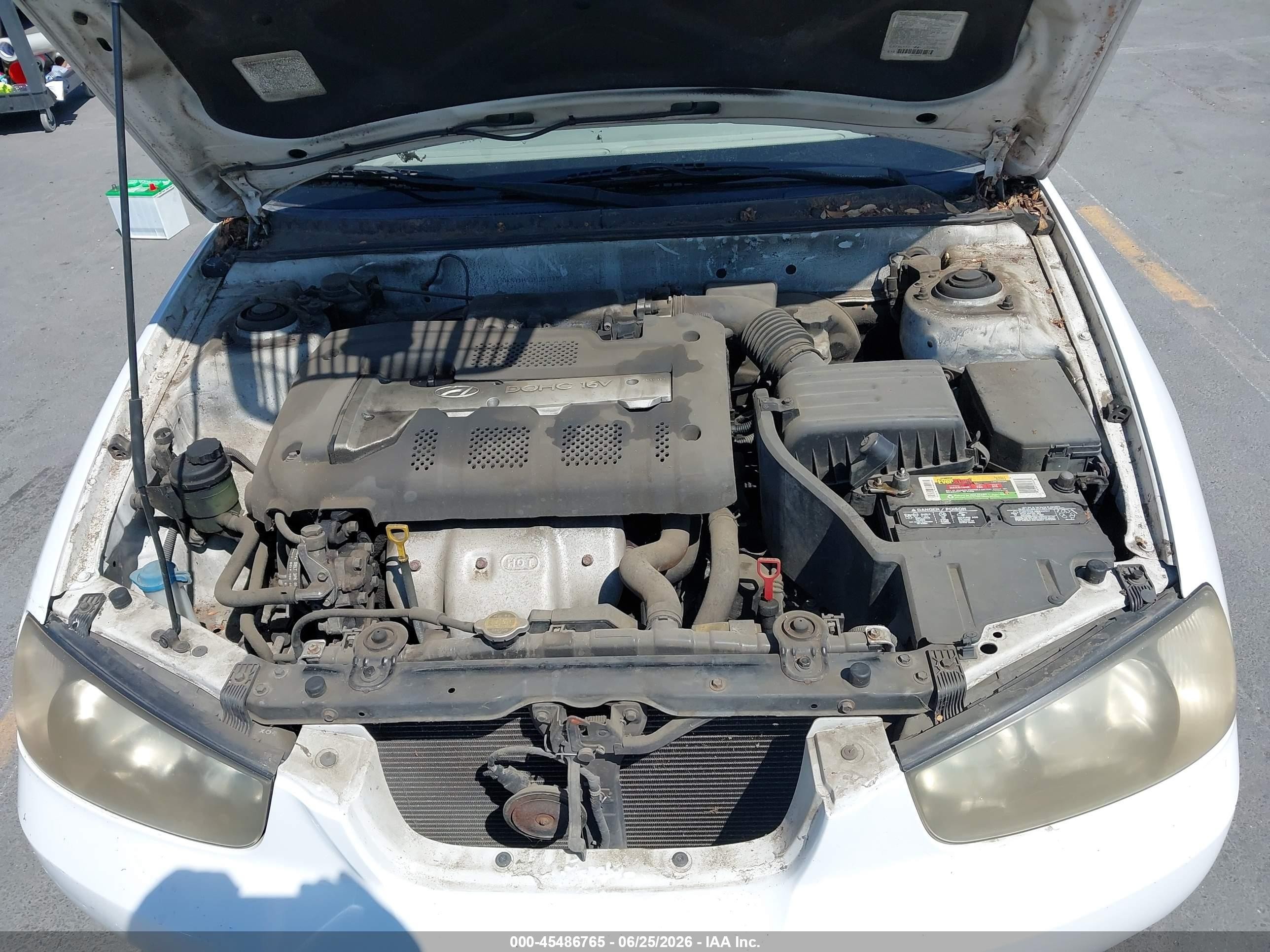 2001 Hyundai Elantra Gls White vin: KMHDN45D91U067336