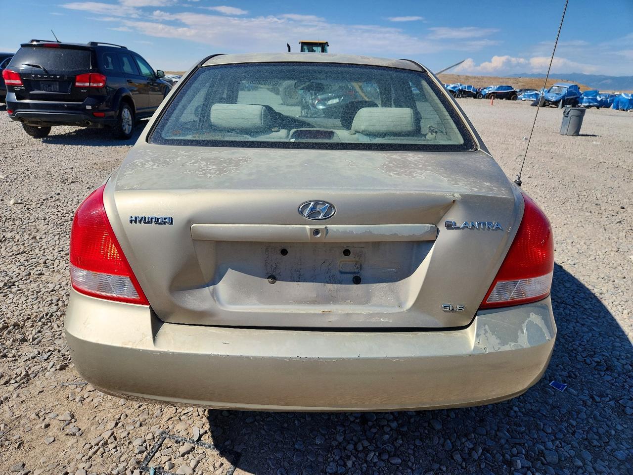 2001 Hyundai Elantra Gls Gold vin: KMHDN45D91U153228