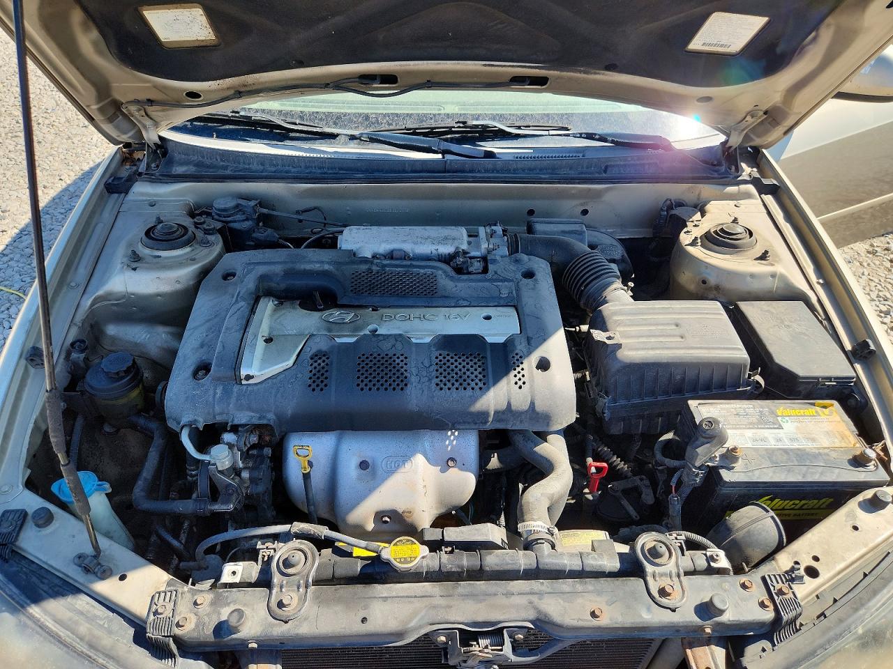 2001 Hyundai Elantra Gls Gold vin: KMHDN45D91U153228