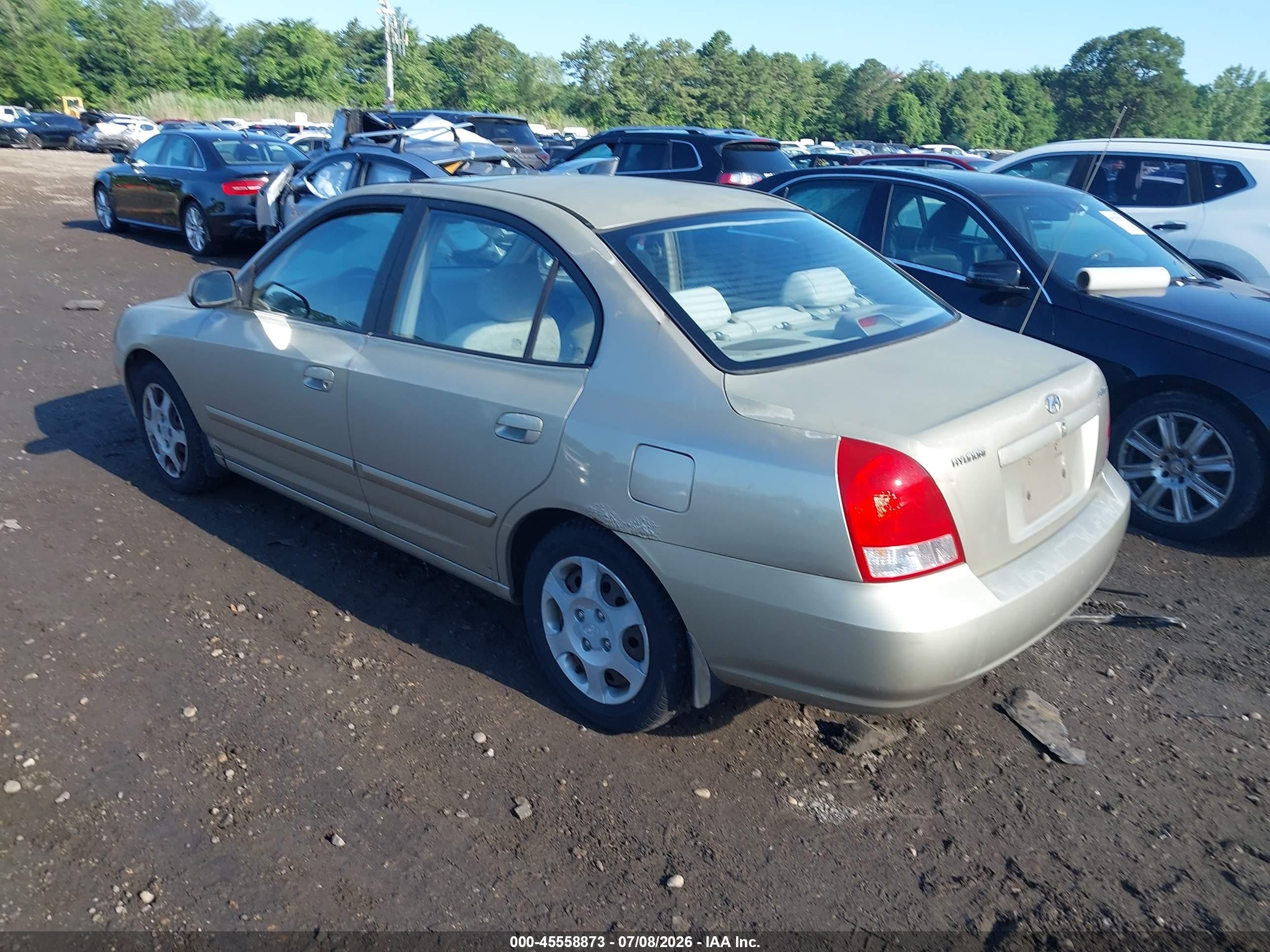 2002 Hyundai Elantra Gls Beige vin: KMHDN45D92U450873
