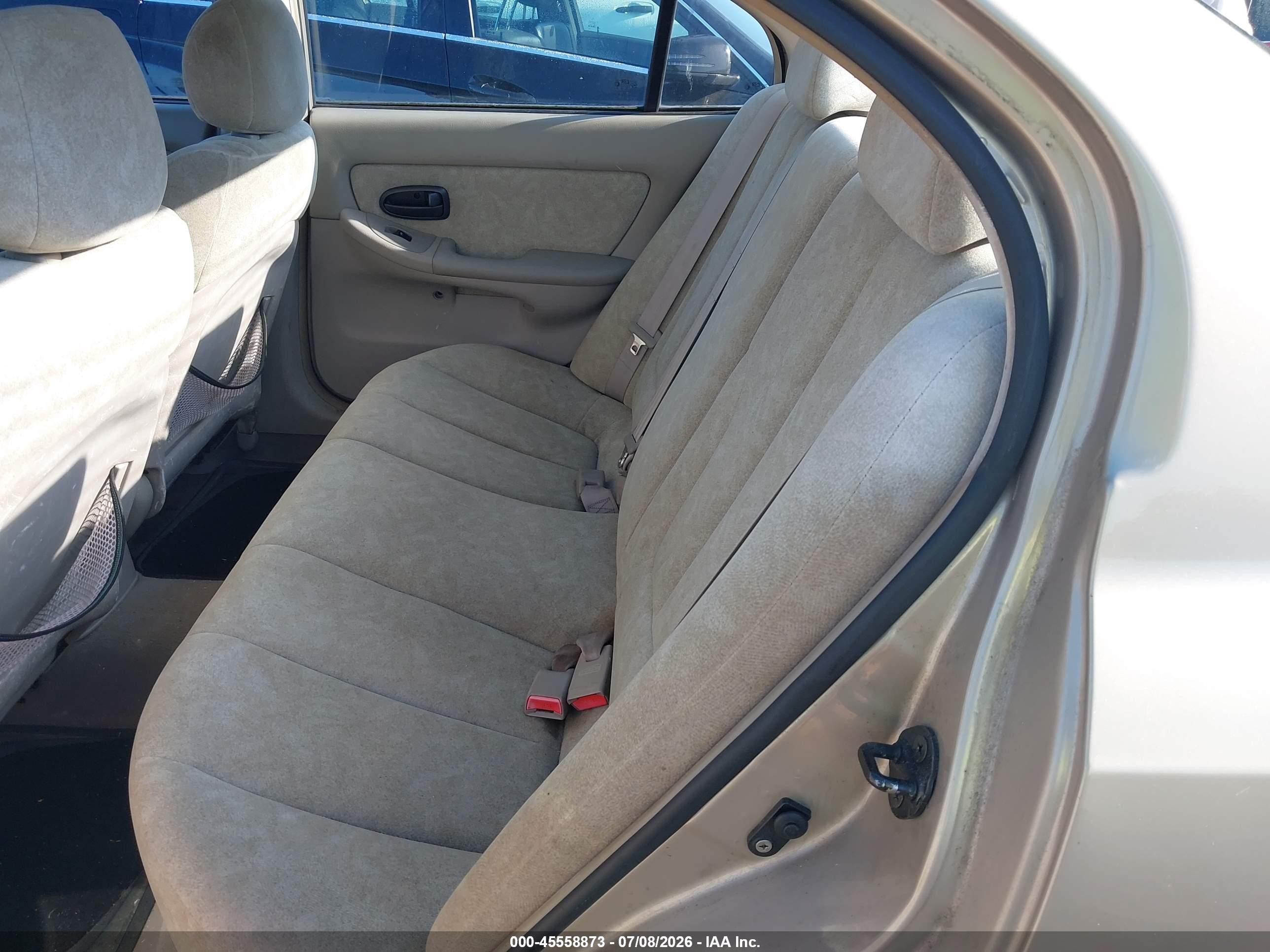 2002 Hyundai Elantra Gls Beige vin: KMHDN45D92U450873