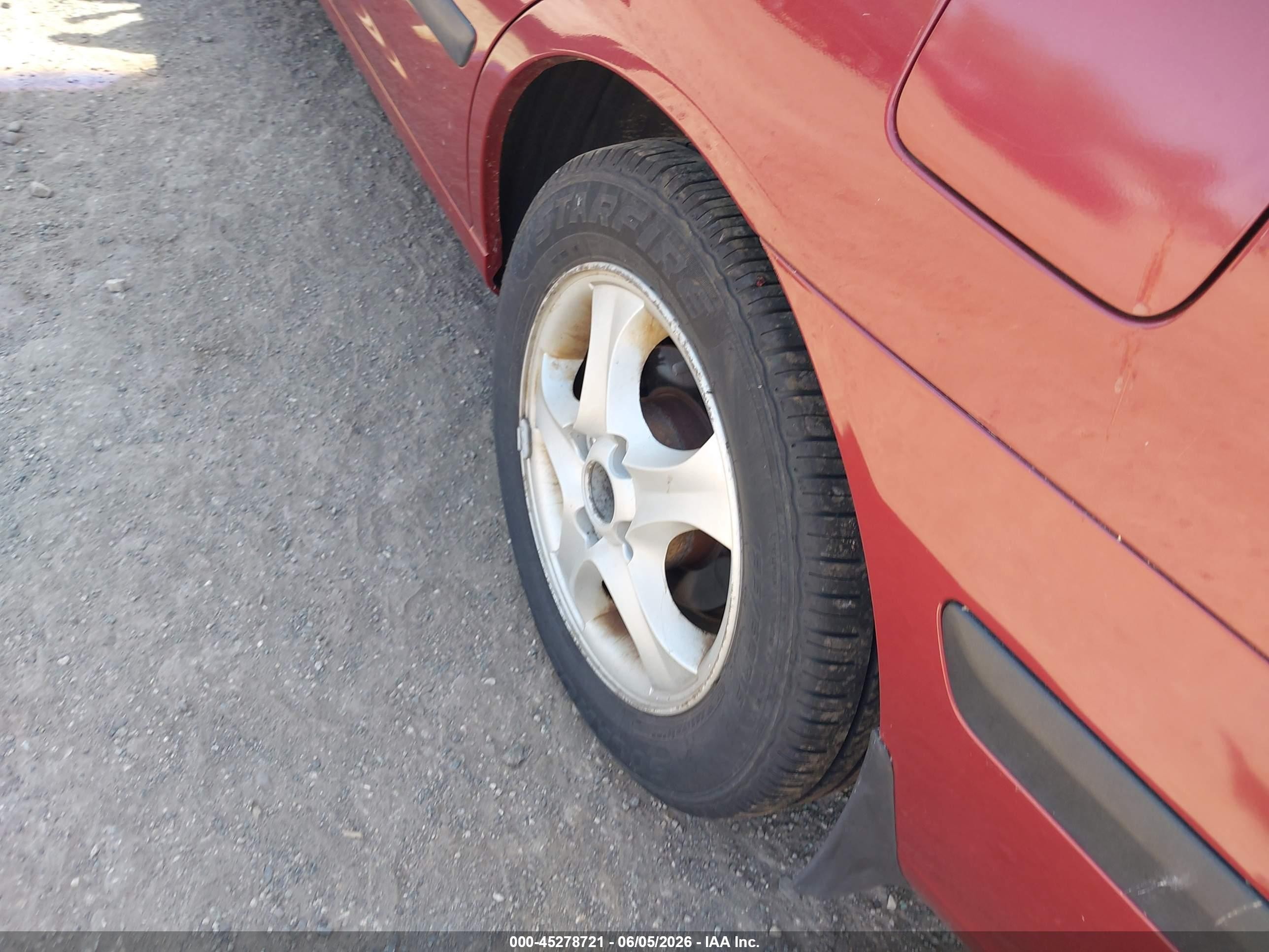 2003 Hyundai Elantra Gls/gt Red vin: KMHDN45DX3U647102