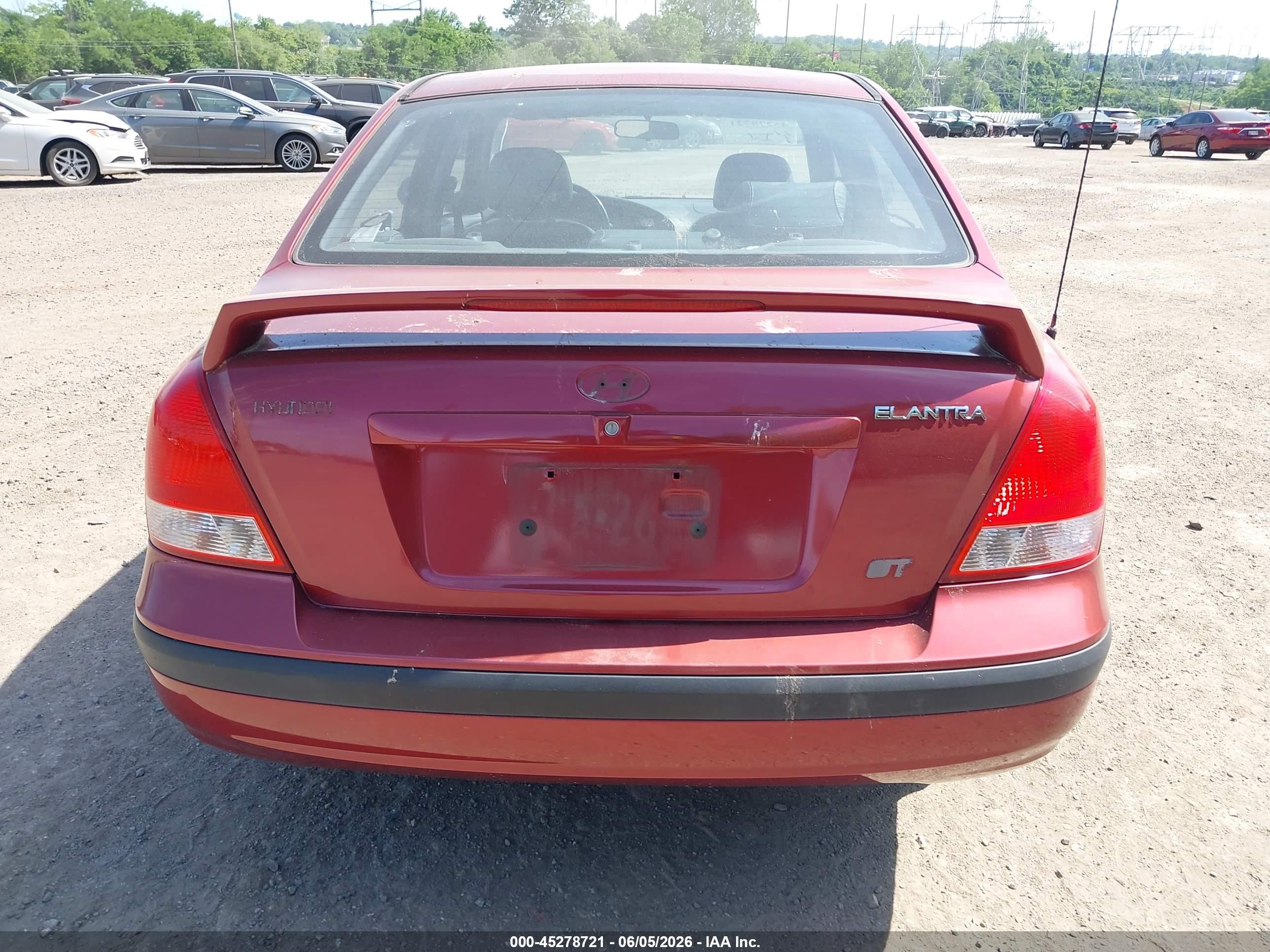 2003 Hyundai Elantra Gls/gt Red vin: KMHDN45DX3U647102