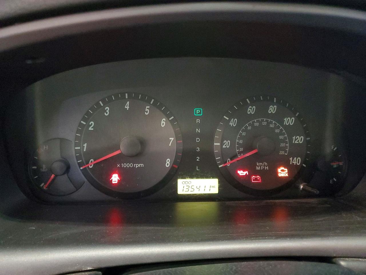 2004 Hyundai Elantra Gls Red vin: KMHDN46D04U708926