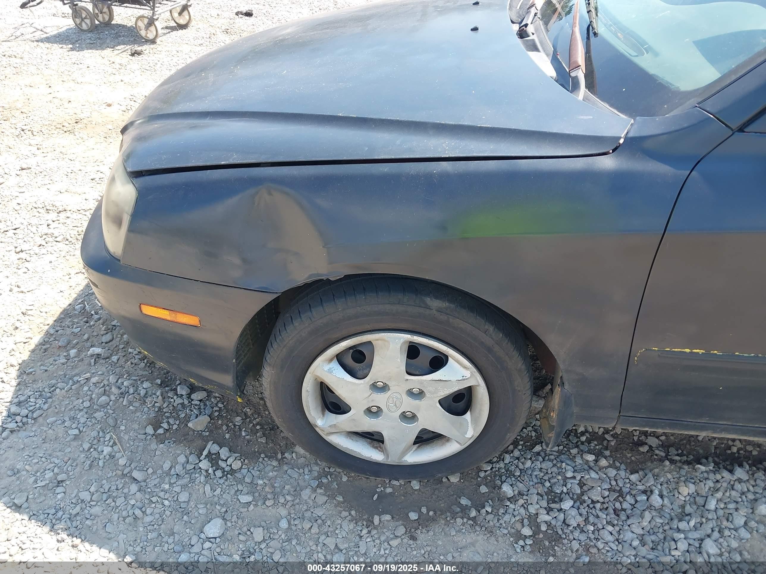 2004 Hyundai Elantra Gls/gt Black vin: KMHDN46D04U771606