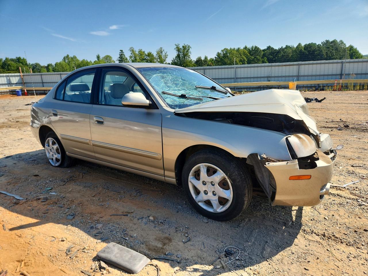2005 Hyundai Elantra Gls Золотой vin: KMHDN46D05U010379