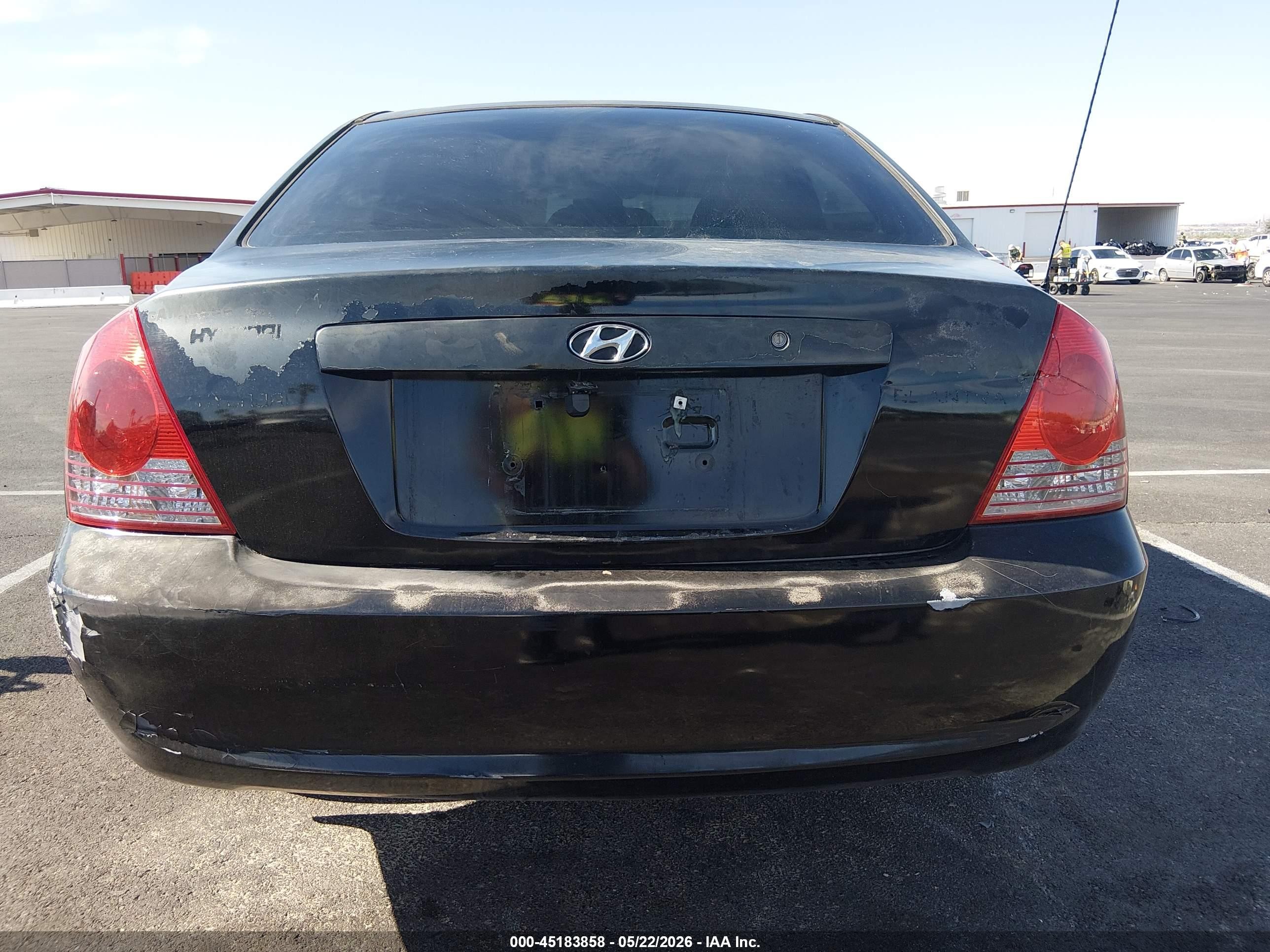 2005 Hyundai Elantra Gls/gt Black vin: KMHDN46D05U018613