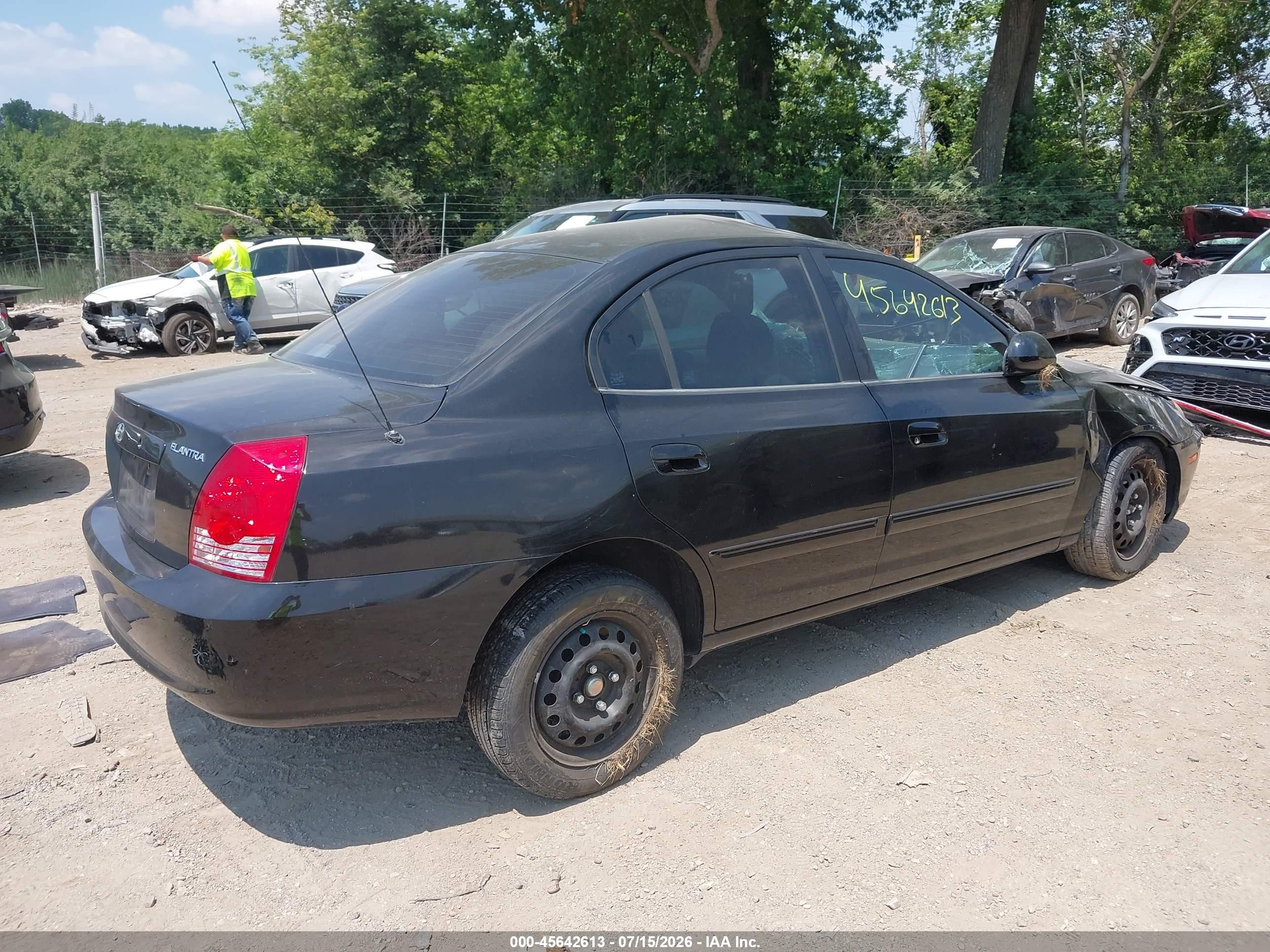 2005 Hyundai Elantra Gls/gt Black vin: KMHDN46D05U936474
