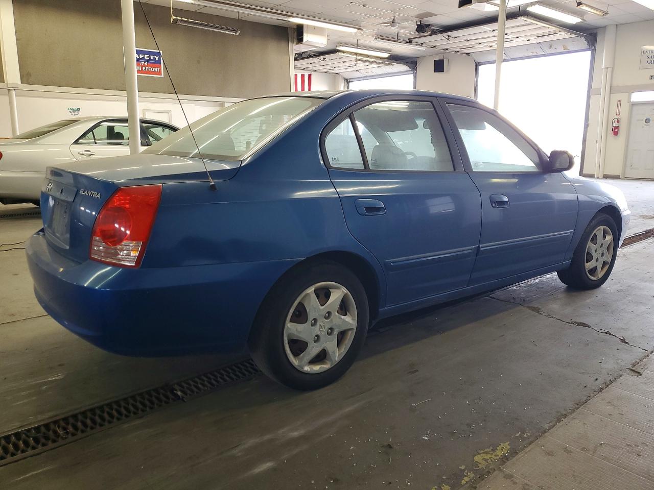 2006 Hyundai Elantra Gls Blue vin: KMHDN46D06U200801