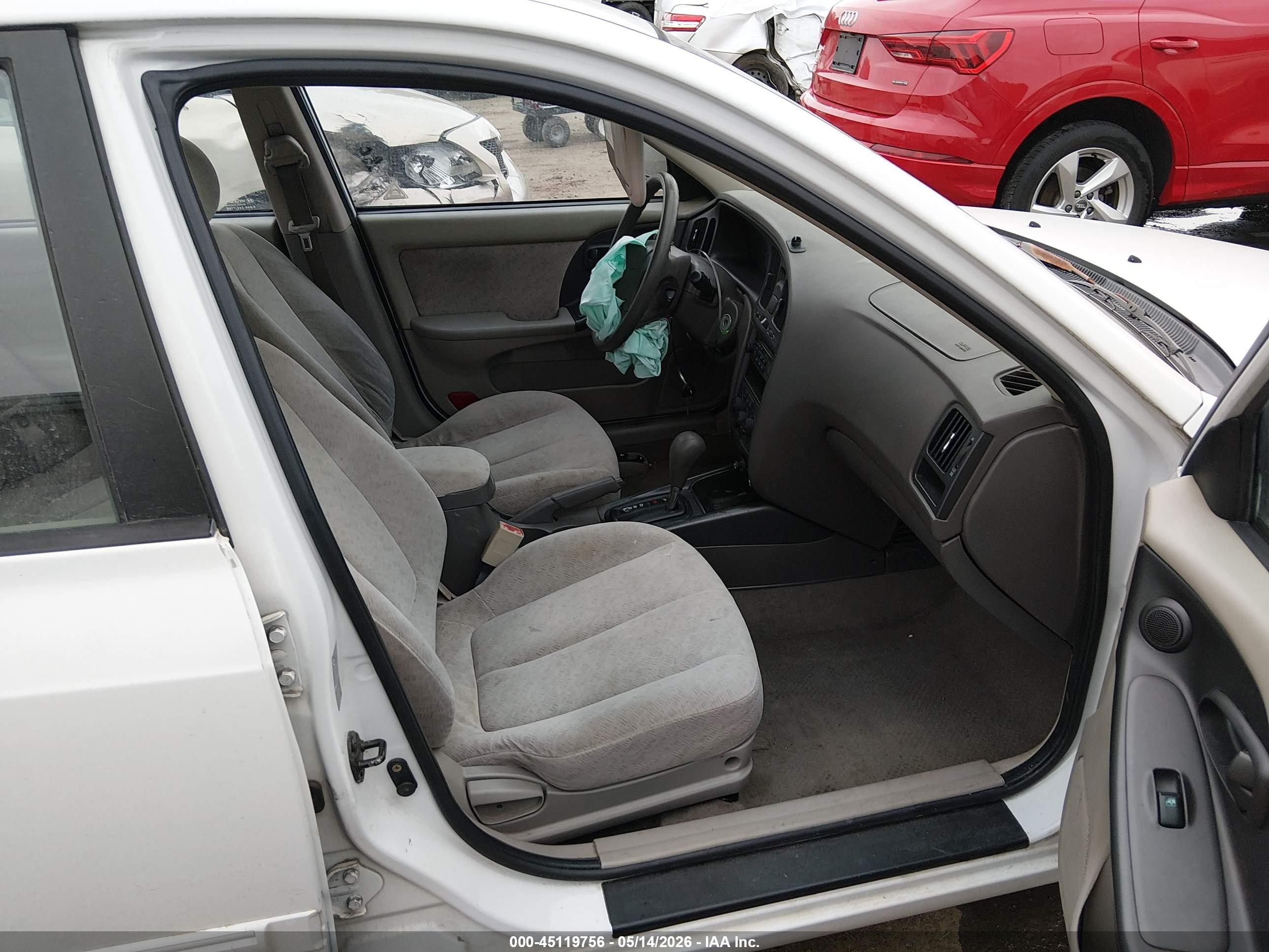 2006 Hyundai Elantra Gls/limited Белый vin: KMHDN46D06U239856