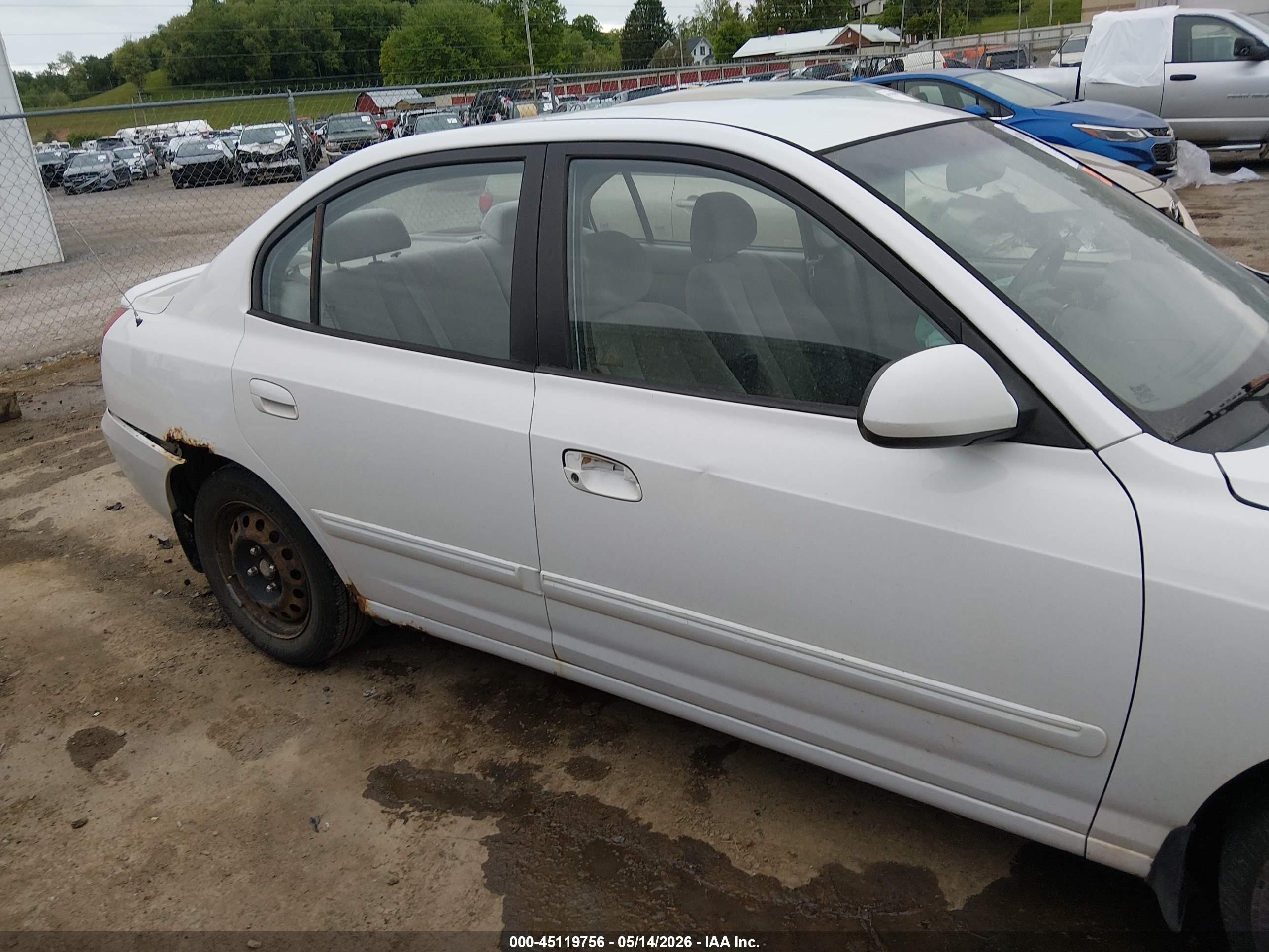 2006 Hyundai Elantra Gls/limited Белый vin: KMHDN46D06U239856
