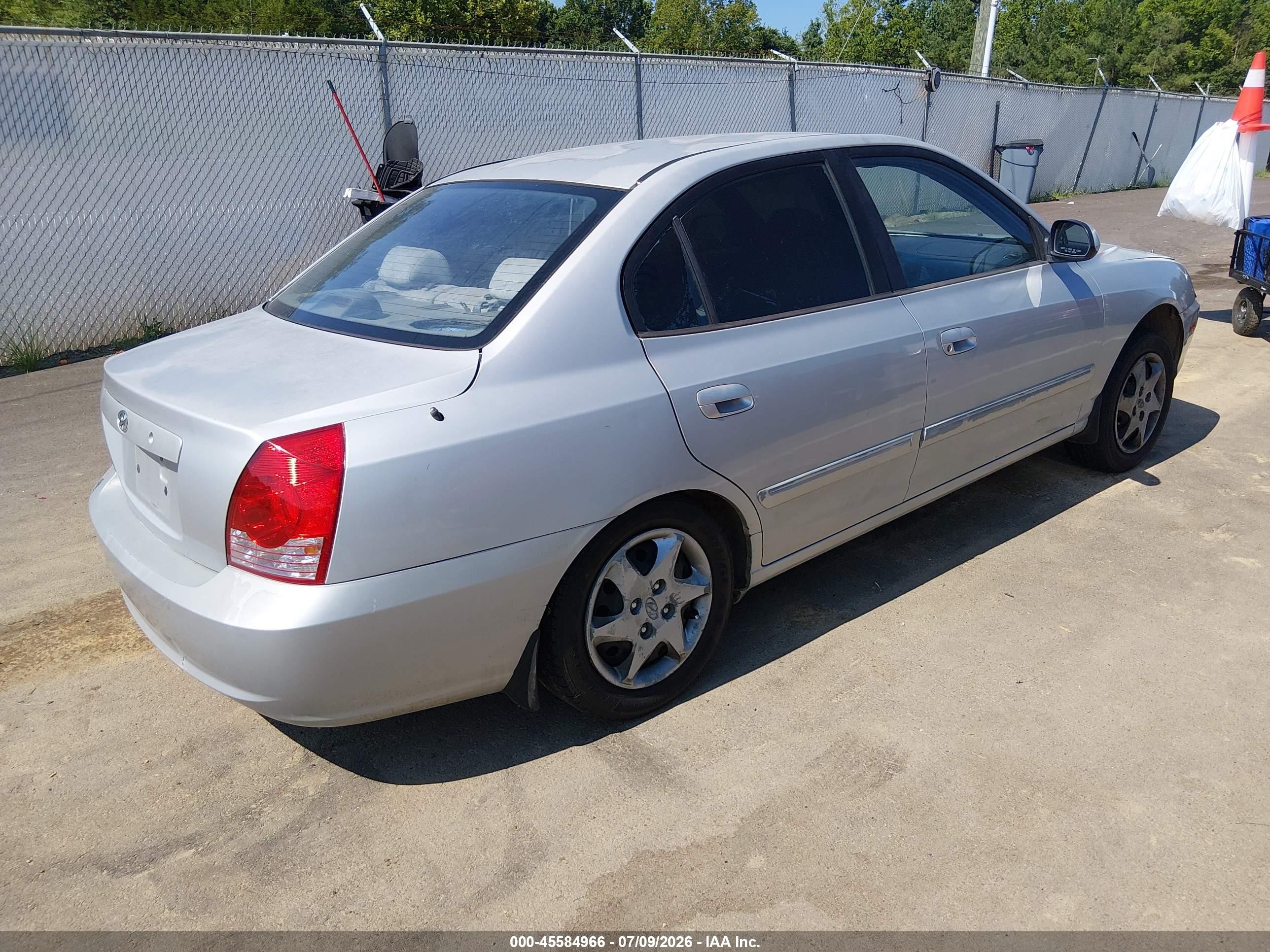 2006 Hyundai Elantra Gls/limited Silver vin: KMHDN46D06U295411