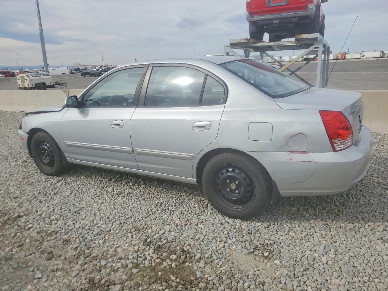 2004 Hyundai Elantra Gls Silver vin: KMHDN46D14U887767