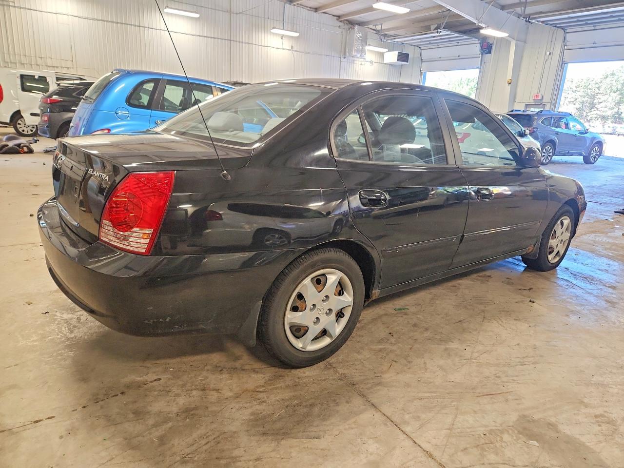 2005 Hyundai Elantra Gls Black vin: KMHDN46D15U037655