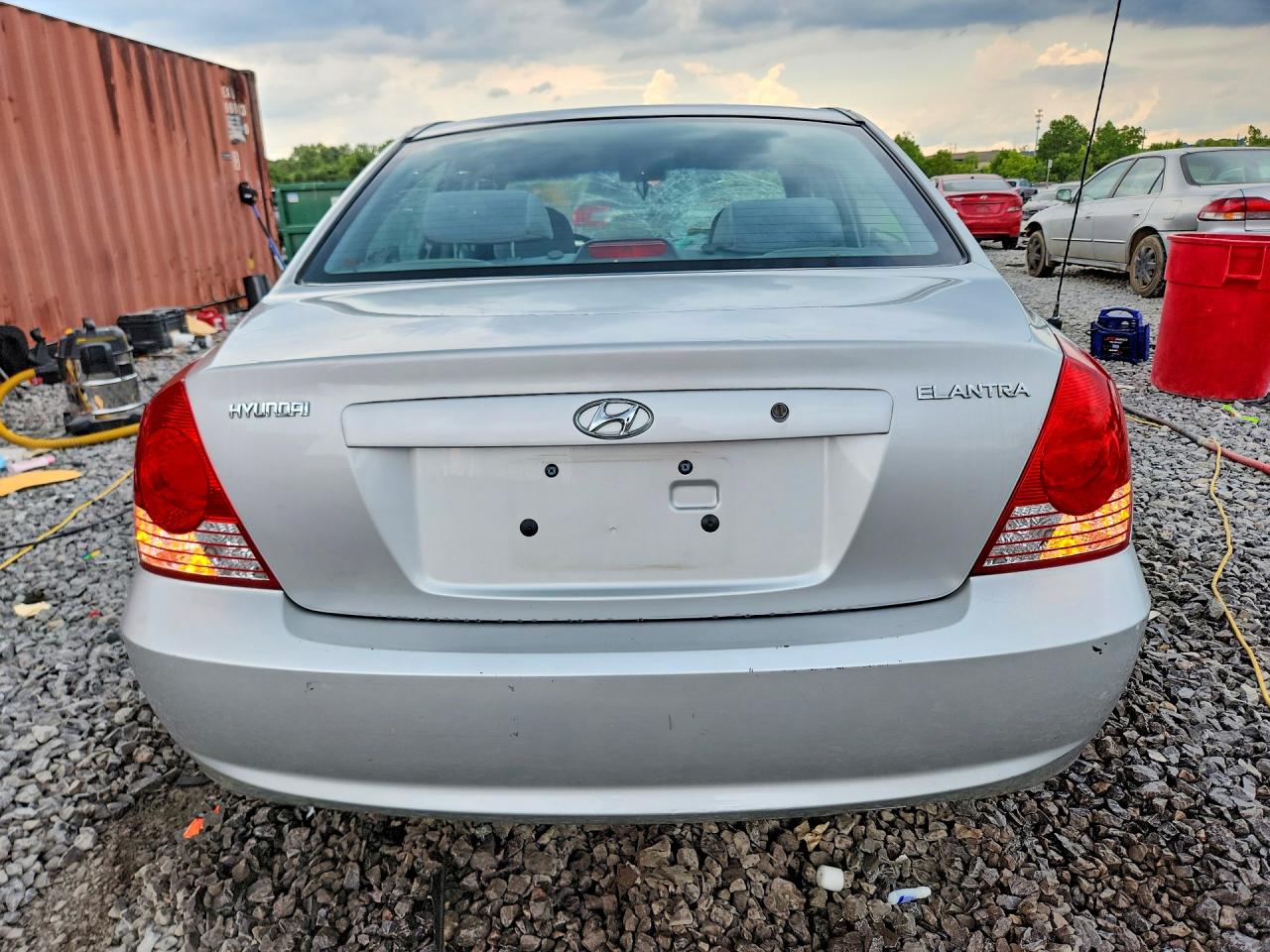 2005 Hyundai Elantra Gls Silver vin: KMHDN46D15U081526