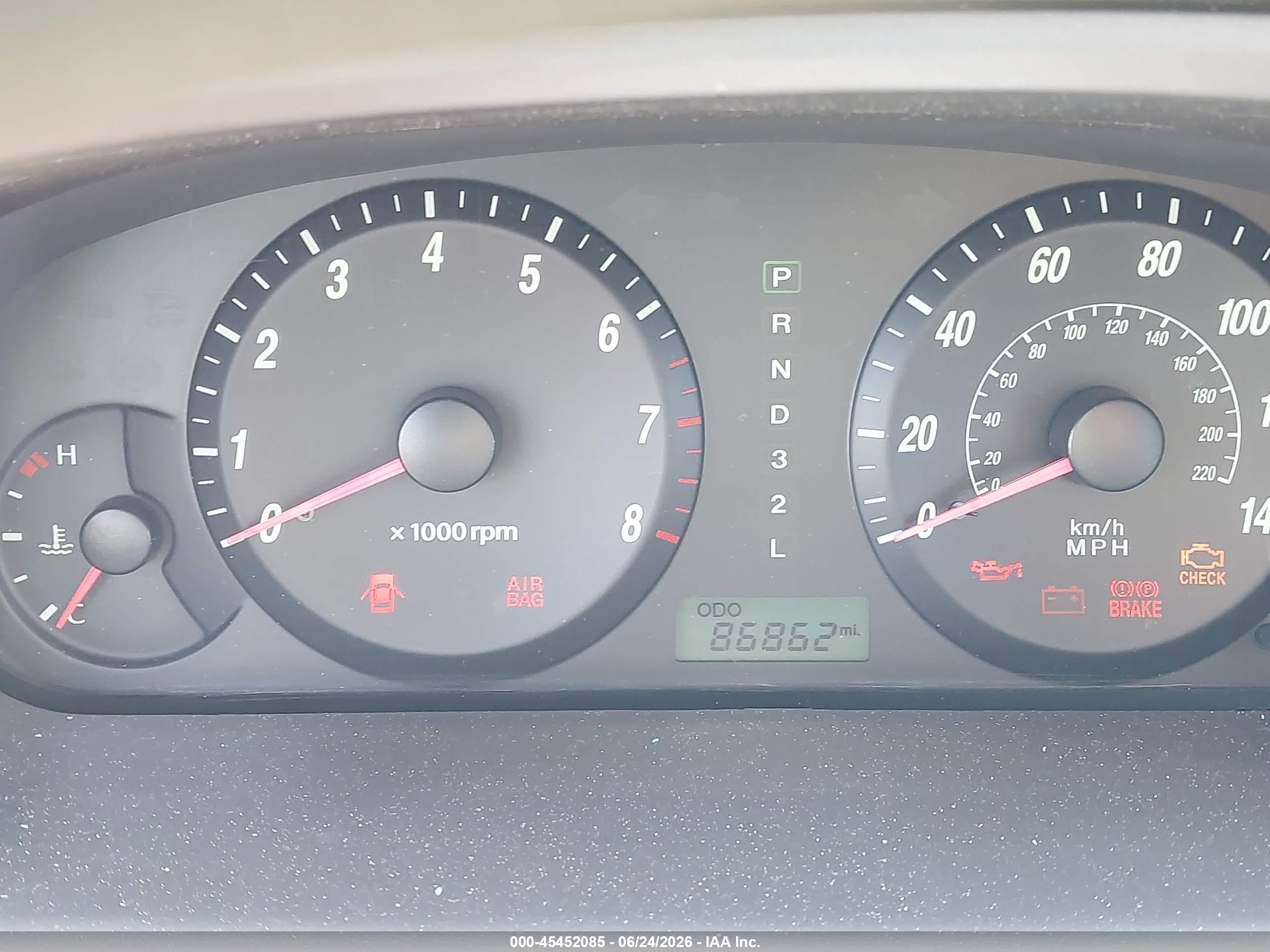 2005 Hyundai Elantra Gls/gt White vin: KMHDN46D15U106294