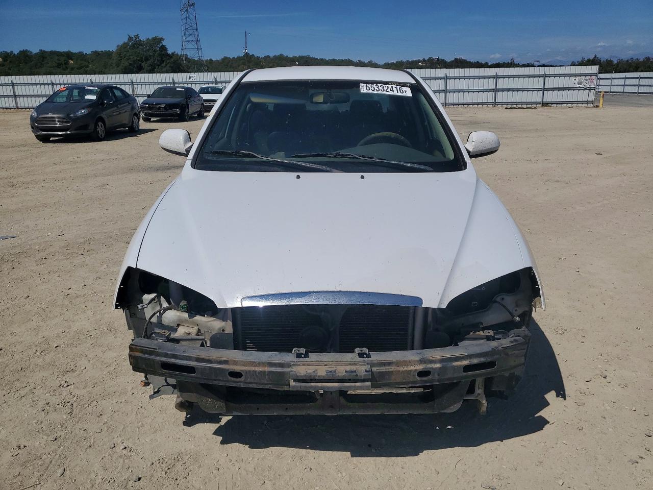 2005 Hyundai Elantra Gls White vin: KMHDN46D15U150604
