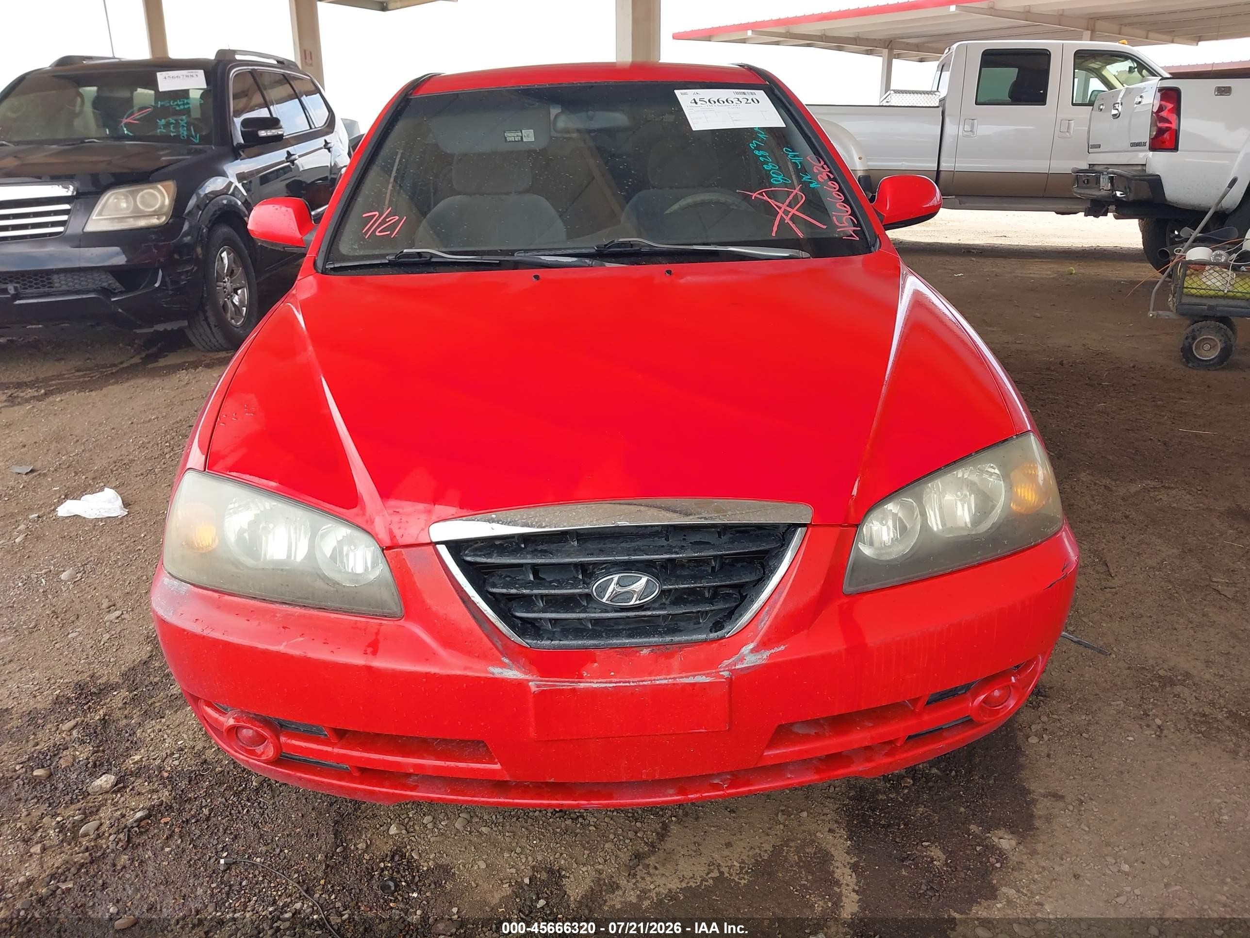 2004 Hyundai Elantra Gls/gt Red vin: KMHDN46D24U808283