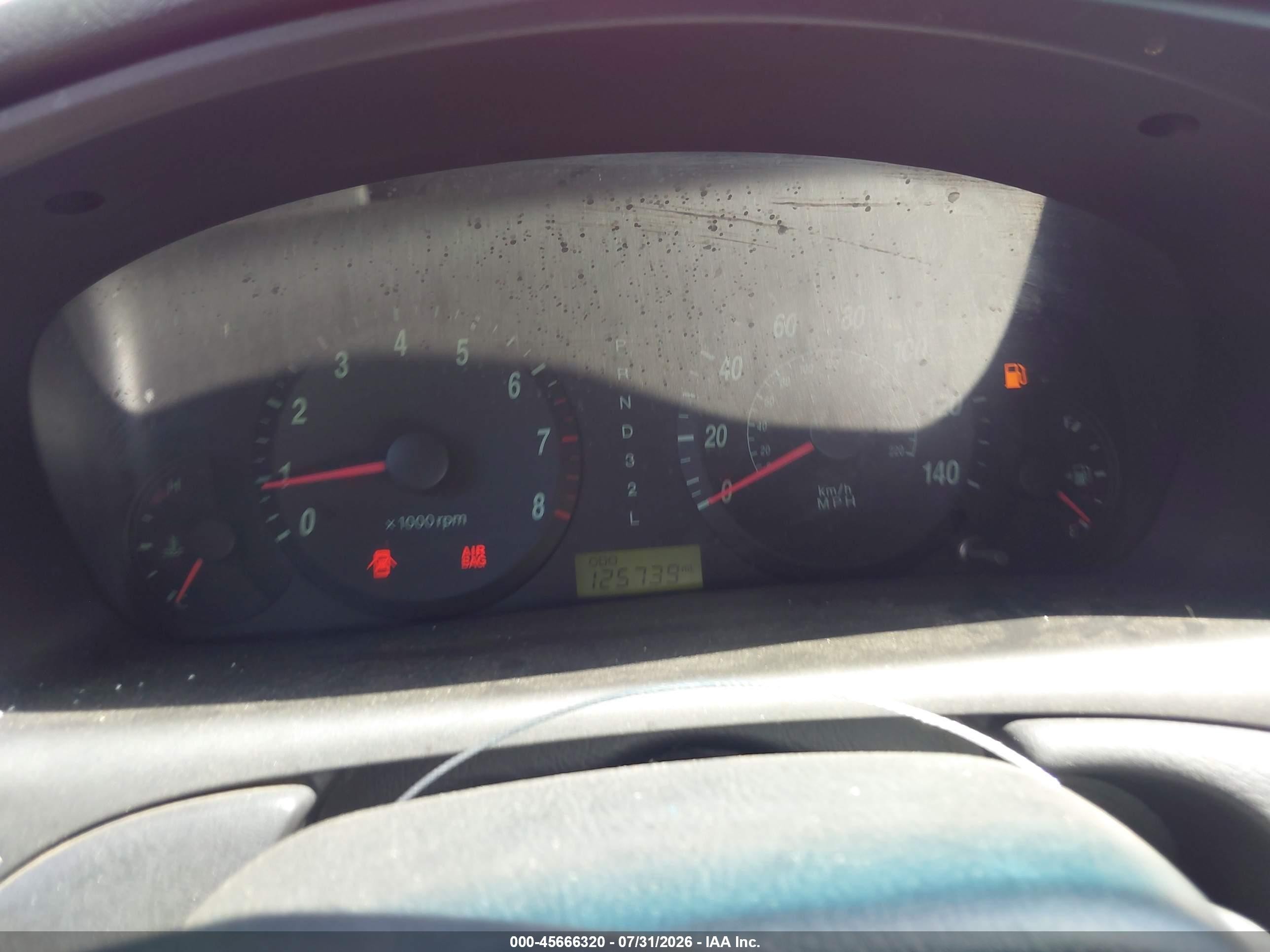 2004 Hyundai Elantra Gls/gt Red vin: KMHDN46D24U808283
