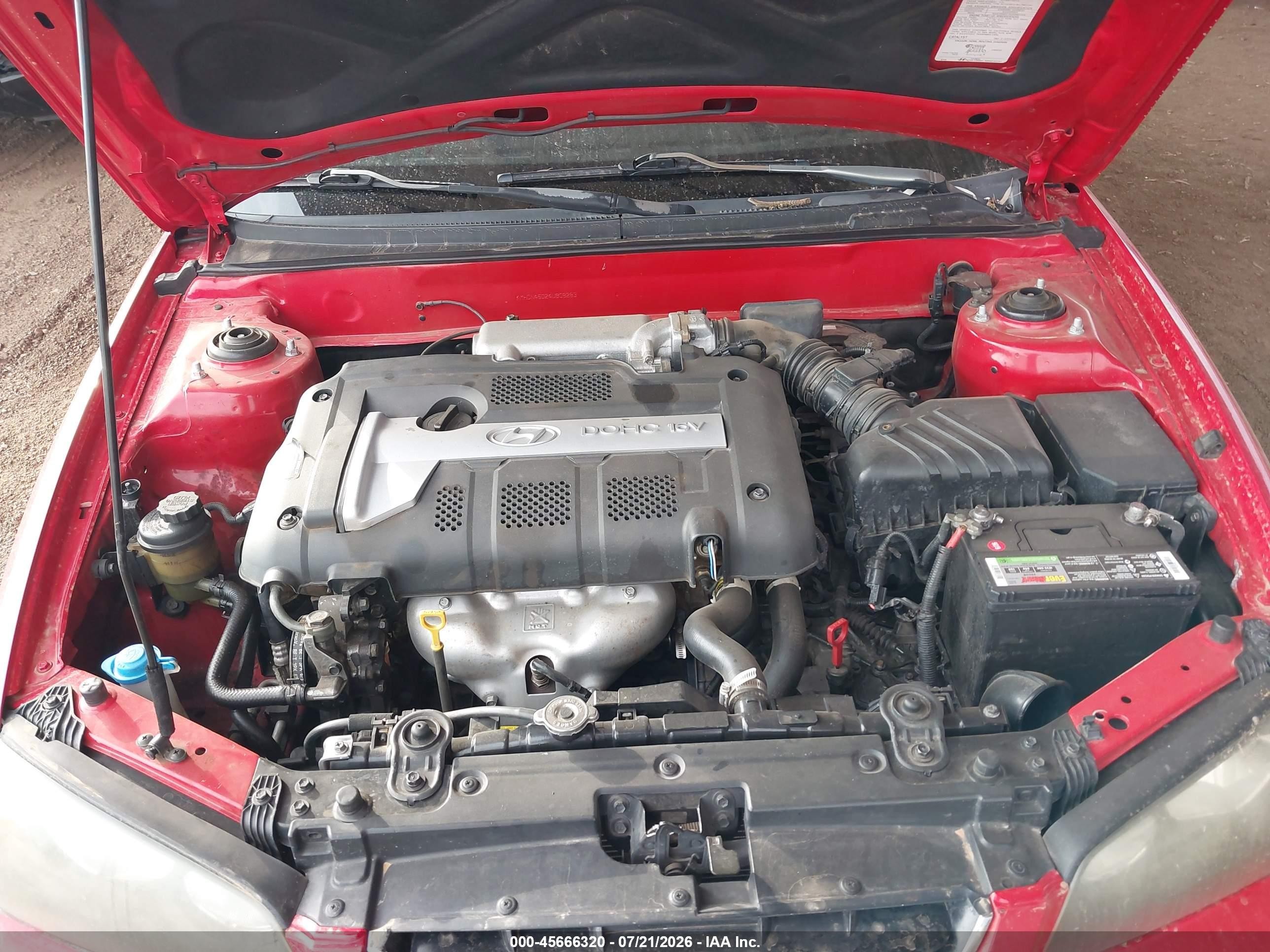 2004 Hyundai Elantra Gls/gt Red vin: KMHDN46D24U808283
