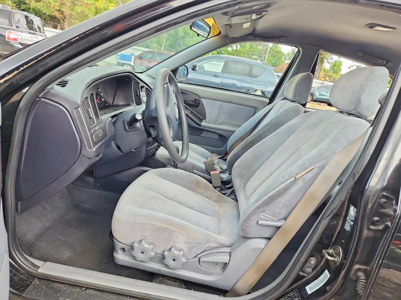 2004 Hyundai Elantra Gls Black vin: KMHDN46D24U808865