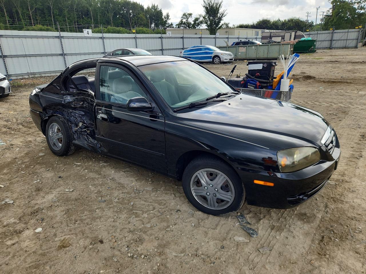 2004 Hyundai Elantra Gls Black vin: KMHDN46D24U808865