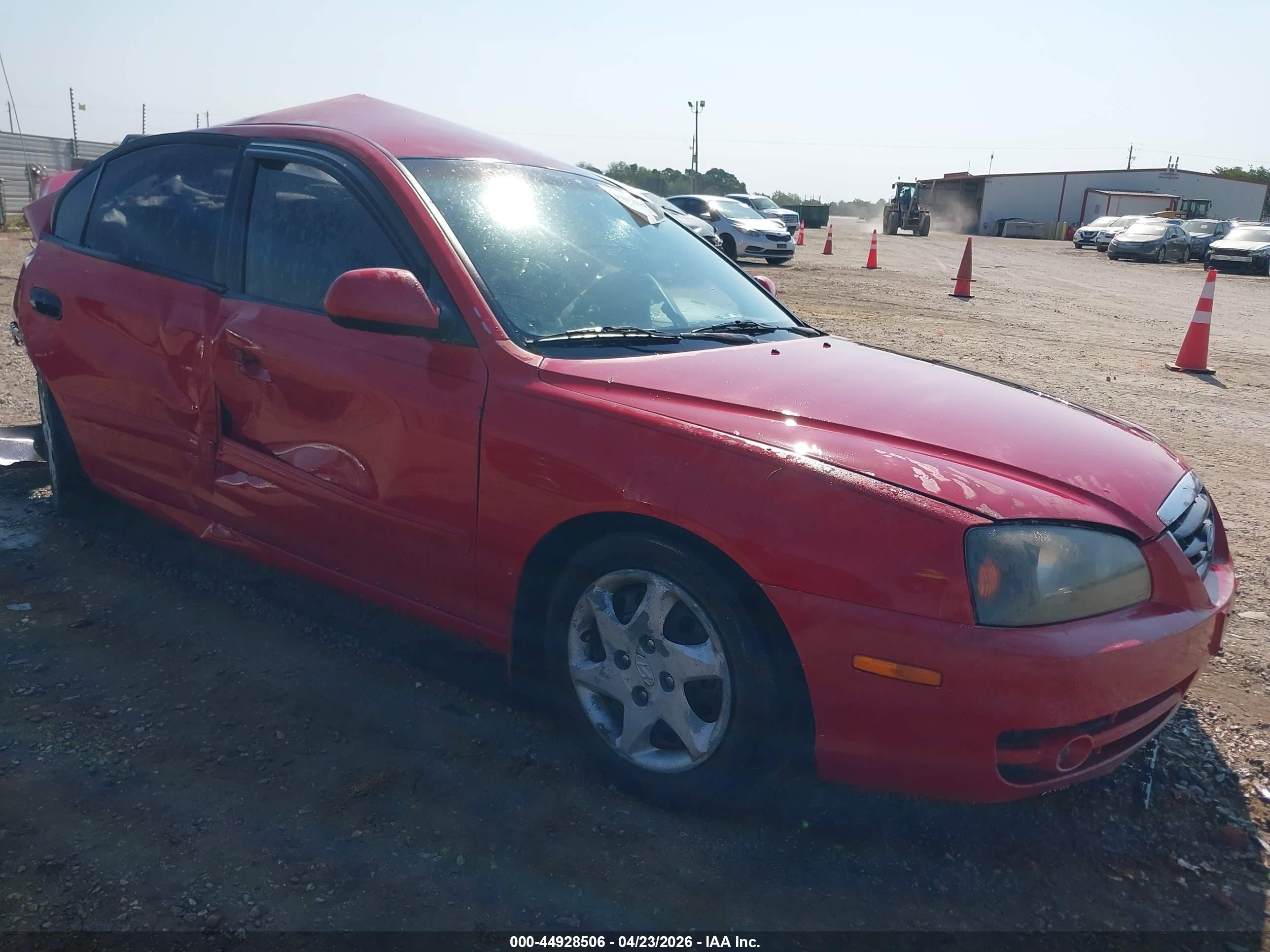 2004 Hyundai Elantra Gls/gt Red vin: KMHDN46D24U814505