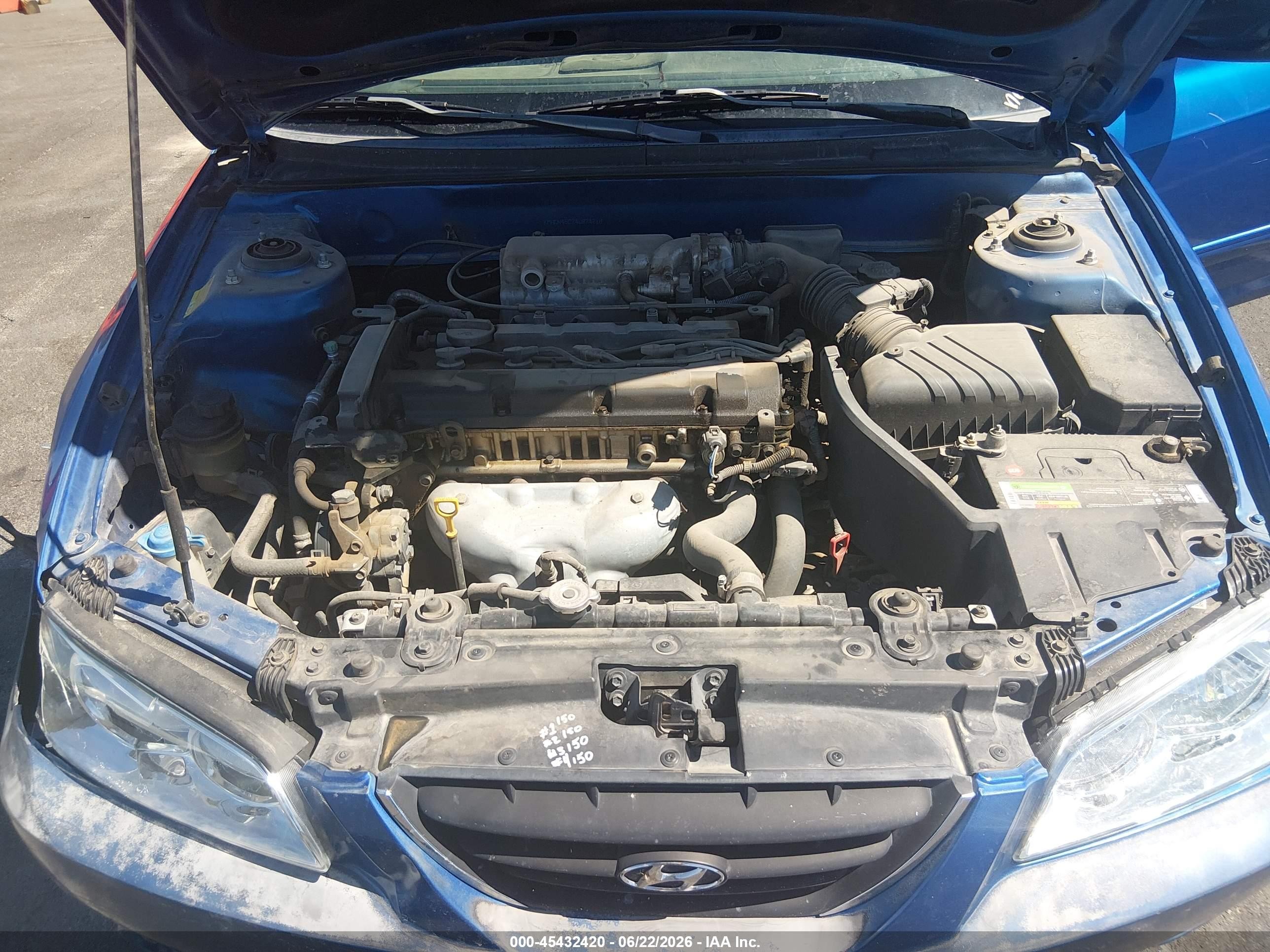 2004 Hyundai Elantra Gls/gt Blue vin: KMHDN46D24U874218