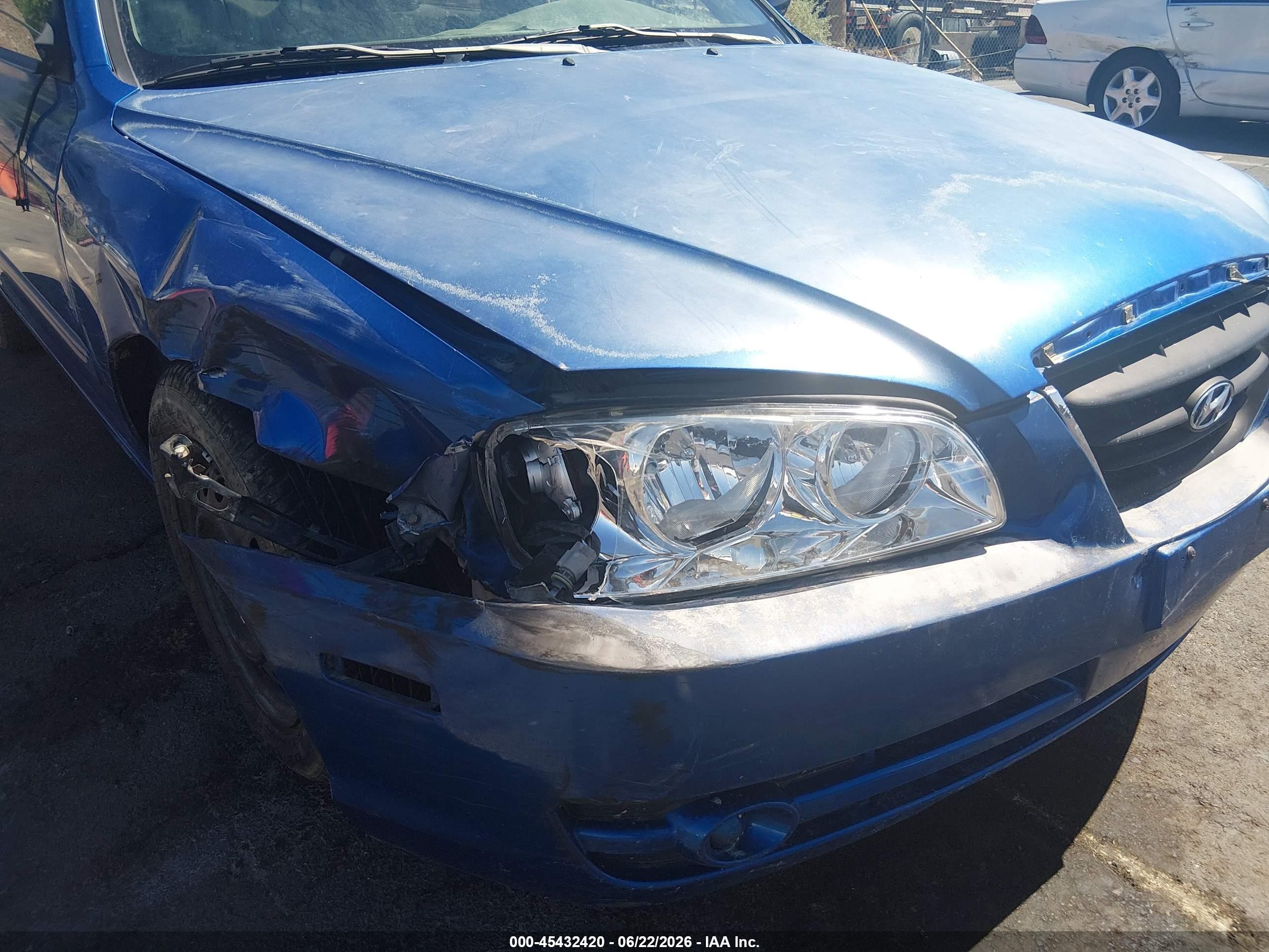2004 Hyundai Elantra Gls/gt Blue vin: KMHDN46D24U874218