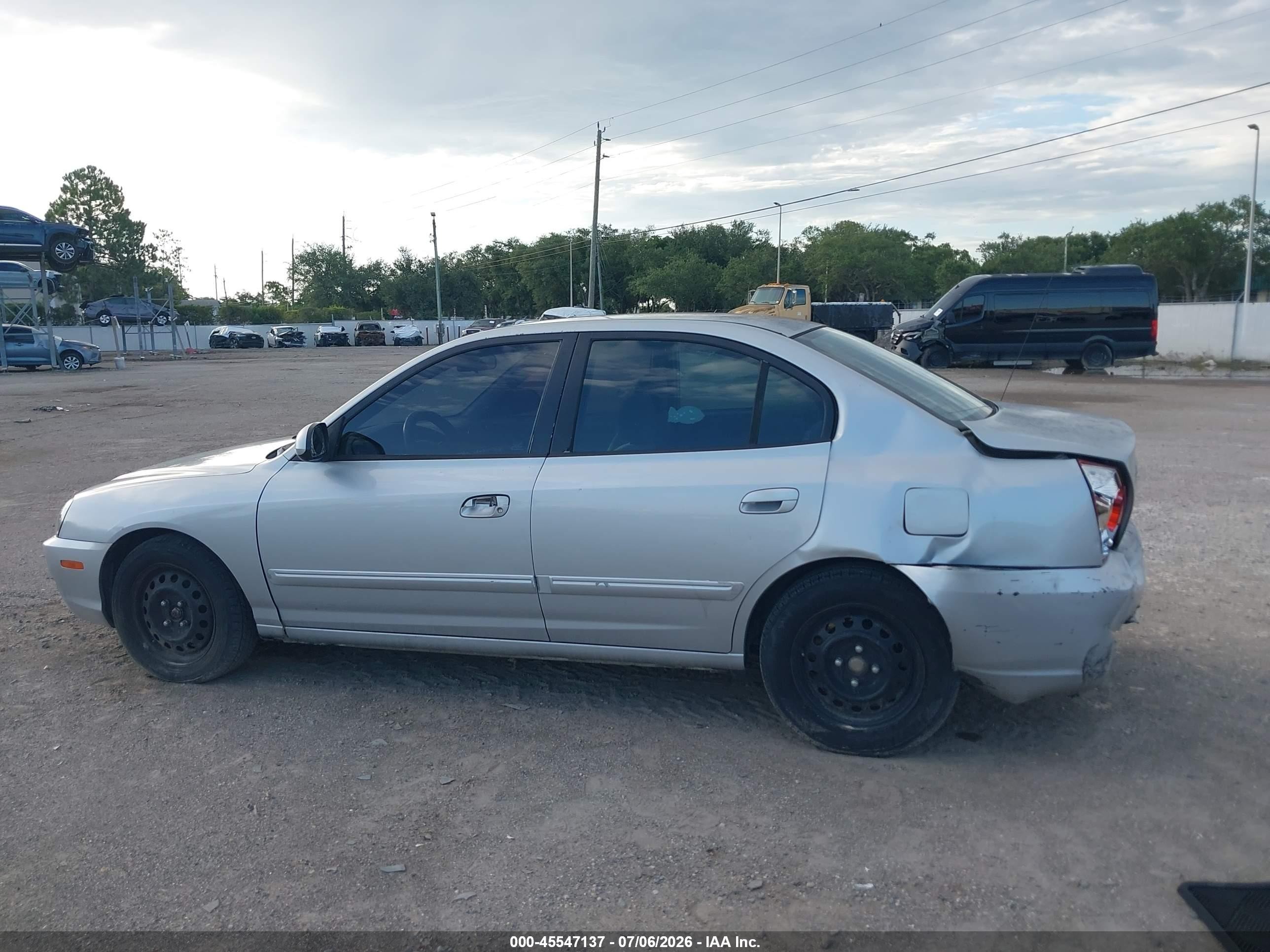 2005 Hyundai Elantra Gls/gt Серебряный vin: KMHDN46D25U094916