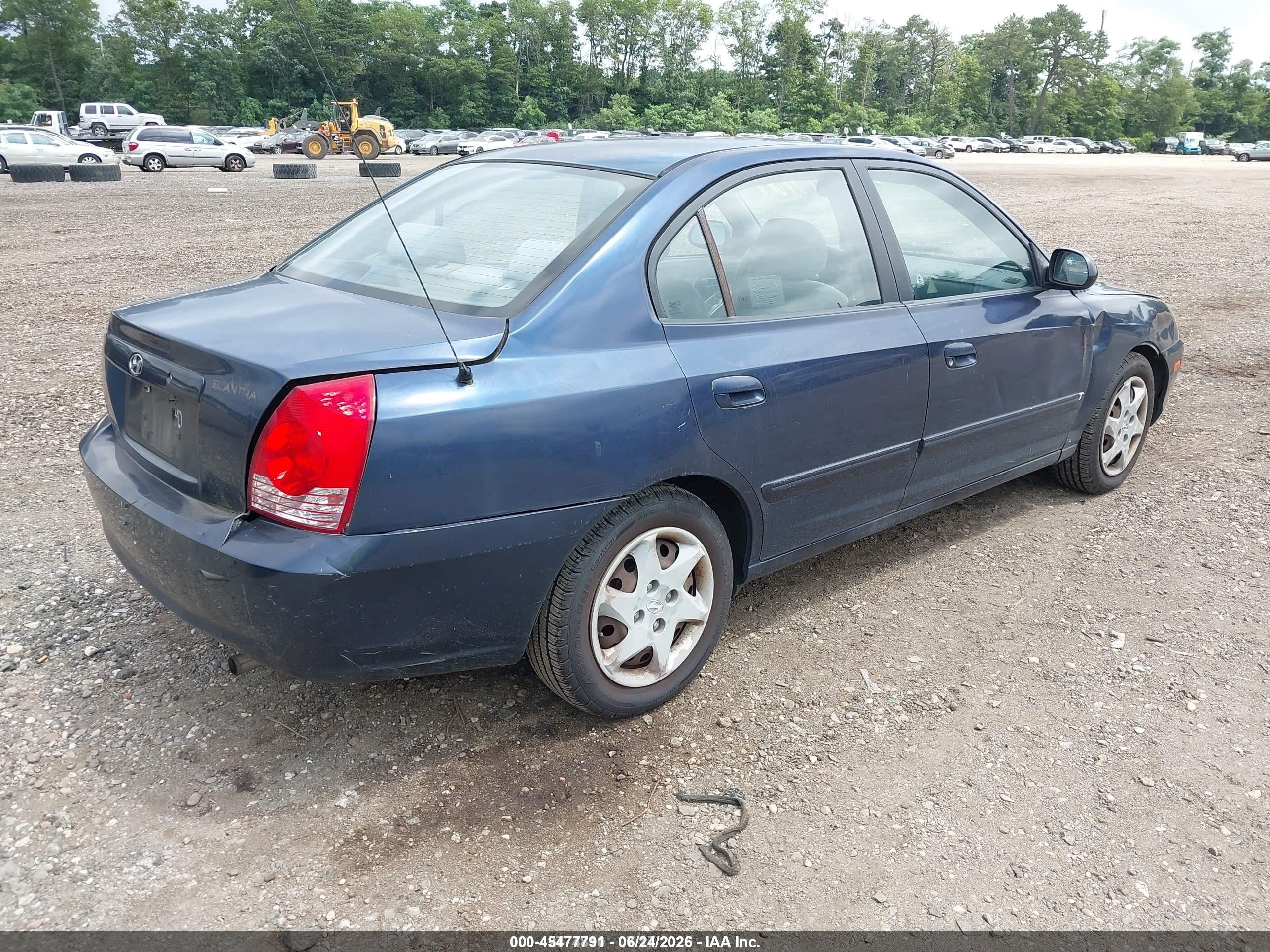 2005 Hyundai Elantra Gls/gt Blue vin: KMHDN46D25U927842