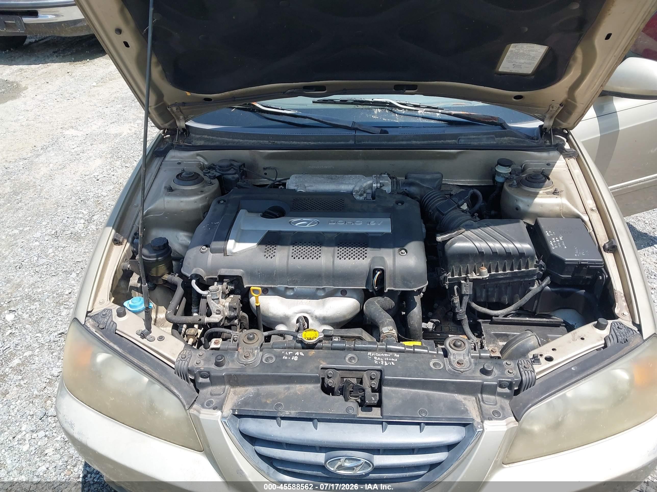 2005 Hyundai Elantra Gls/gt Beige vin: KMHDN46D25U983571
