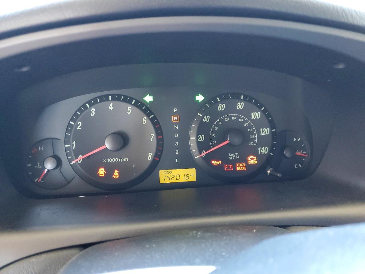 2006 Hyundai Elantra Gls Silver vin: KMHDN46D26U209368