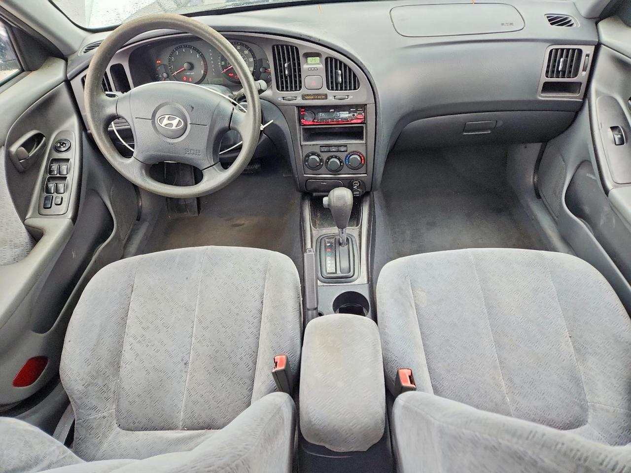 2004 Hyundai Elantra Gls Silver vin: KMHDN46D34U712470