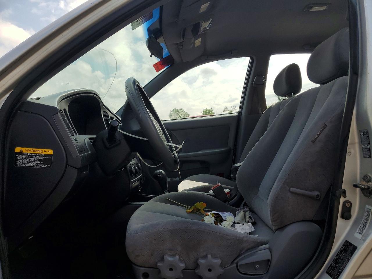 2004 Hyundai Elantra Gls Silver vin: KMHDN46D34U775553