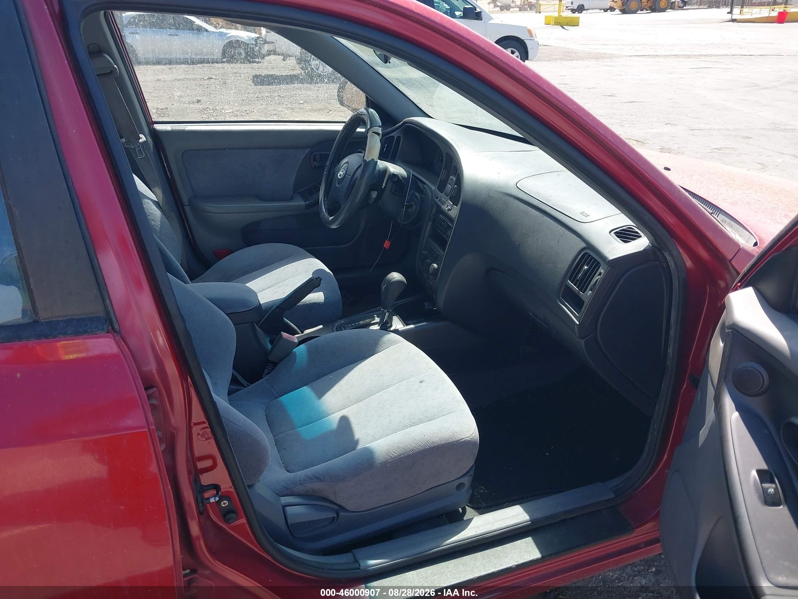 2004 Hyundai Elantra Gls/gt Red vin: KMHDN46D34U777805