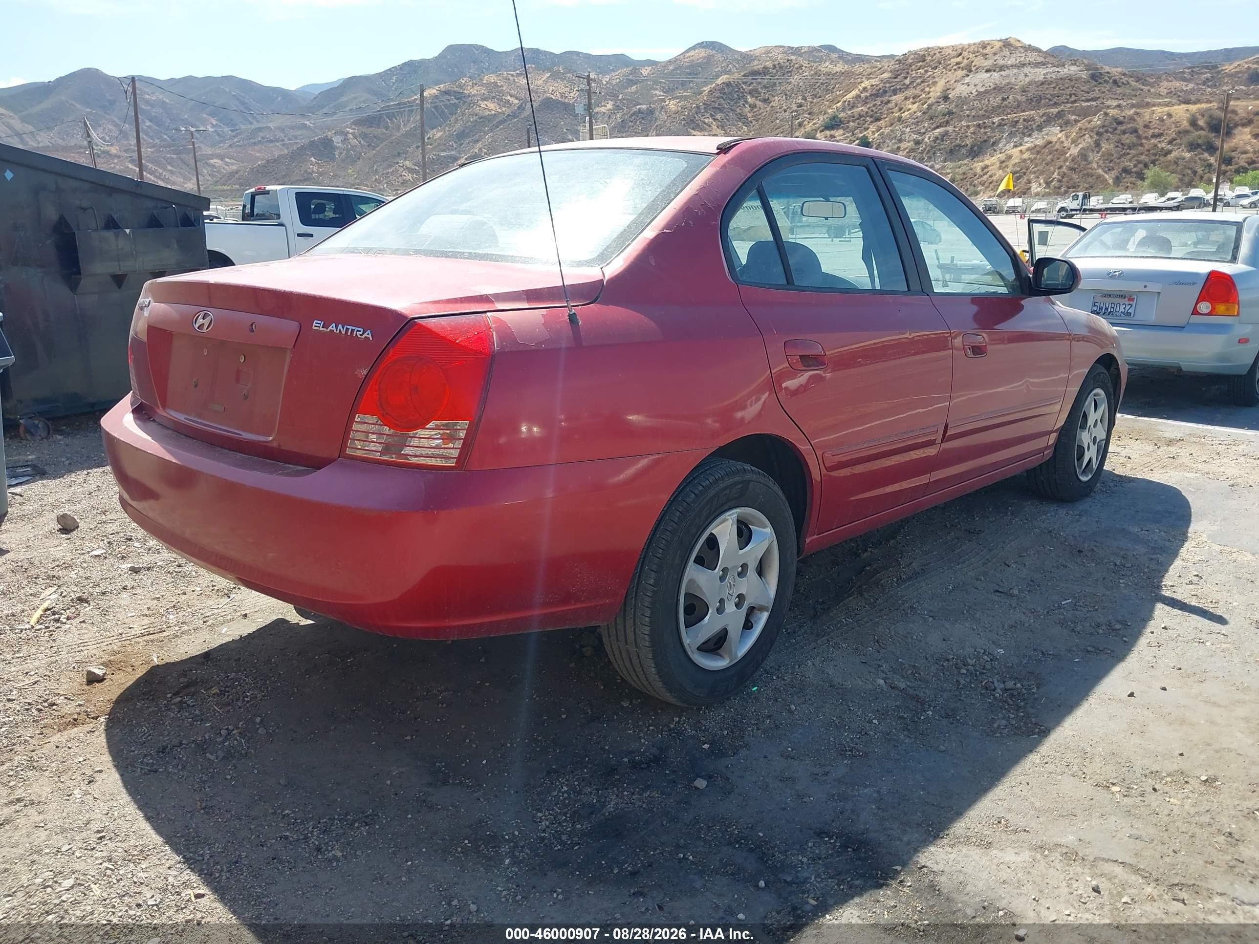 2004 Hyundai Elantra Gls/gt Red vin: KMHDN46D34U777805