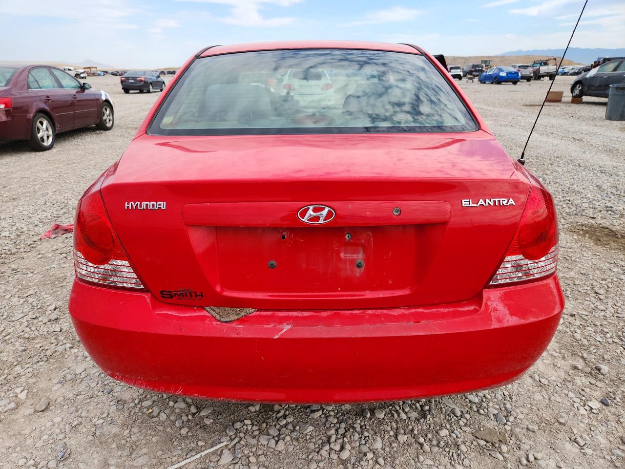 2004 Hyundai Elantra Gls Red vin: KMHDN46D34U810771