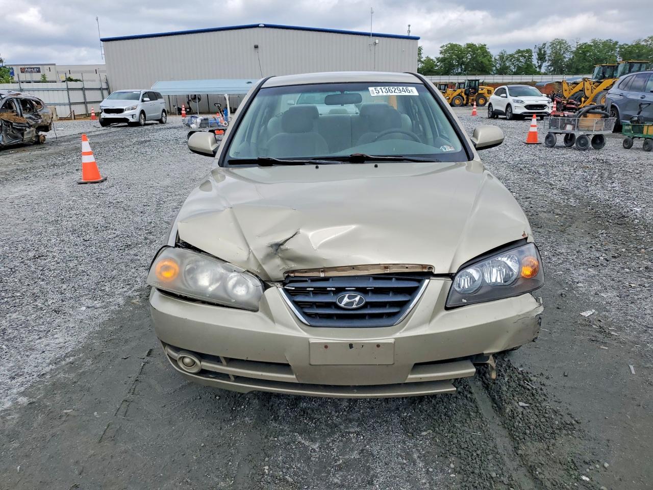 2005 Hyundai Elantra Gls Beige vin: KMHDN46D35U193759
