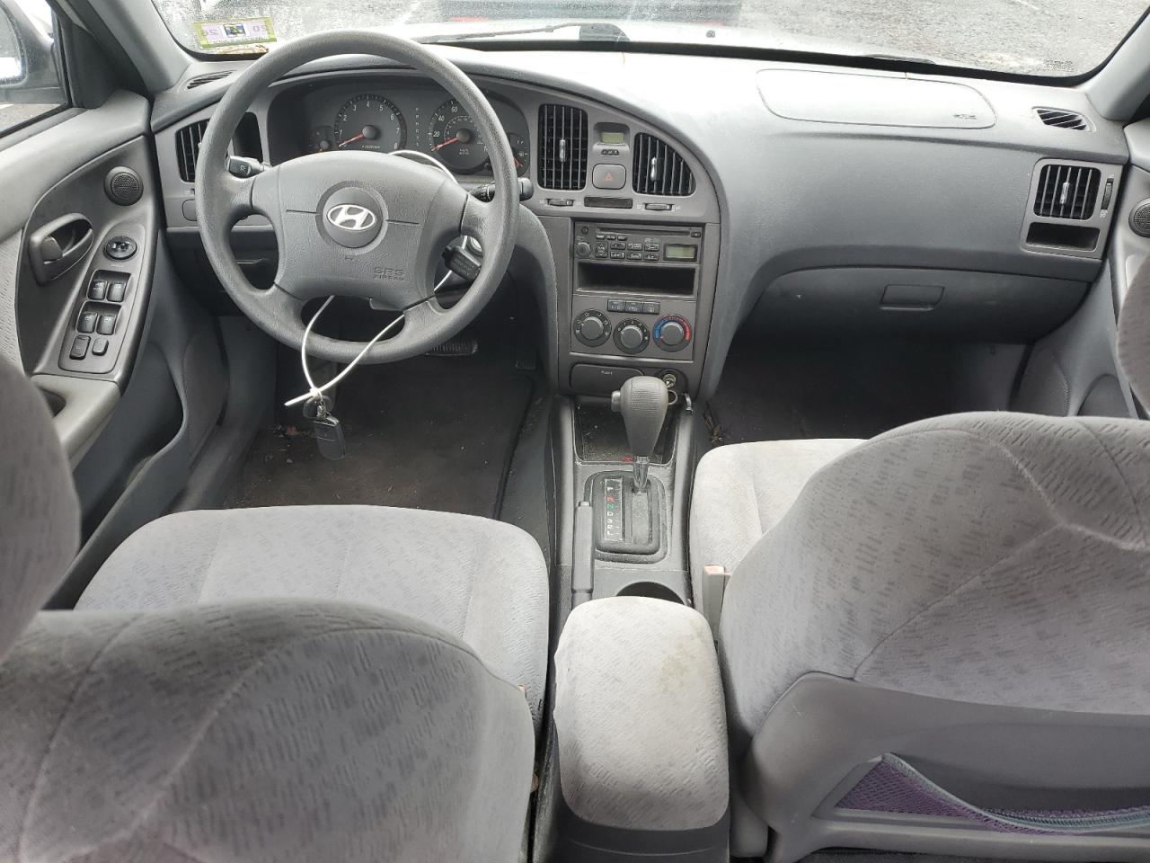 2006 Hyundai Elantra Silver vin: KMHDN46D36U272186