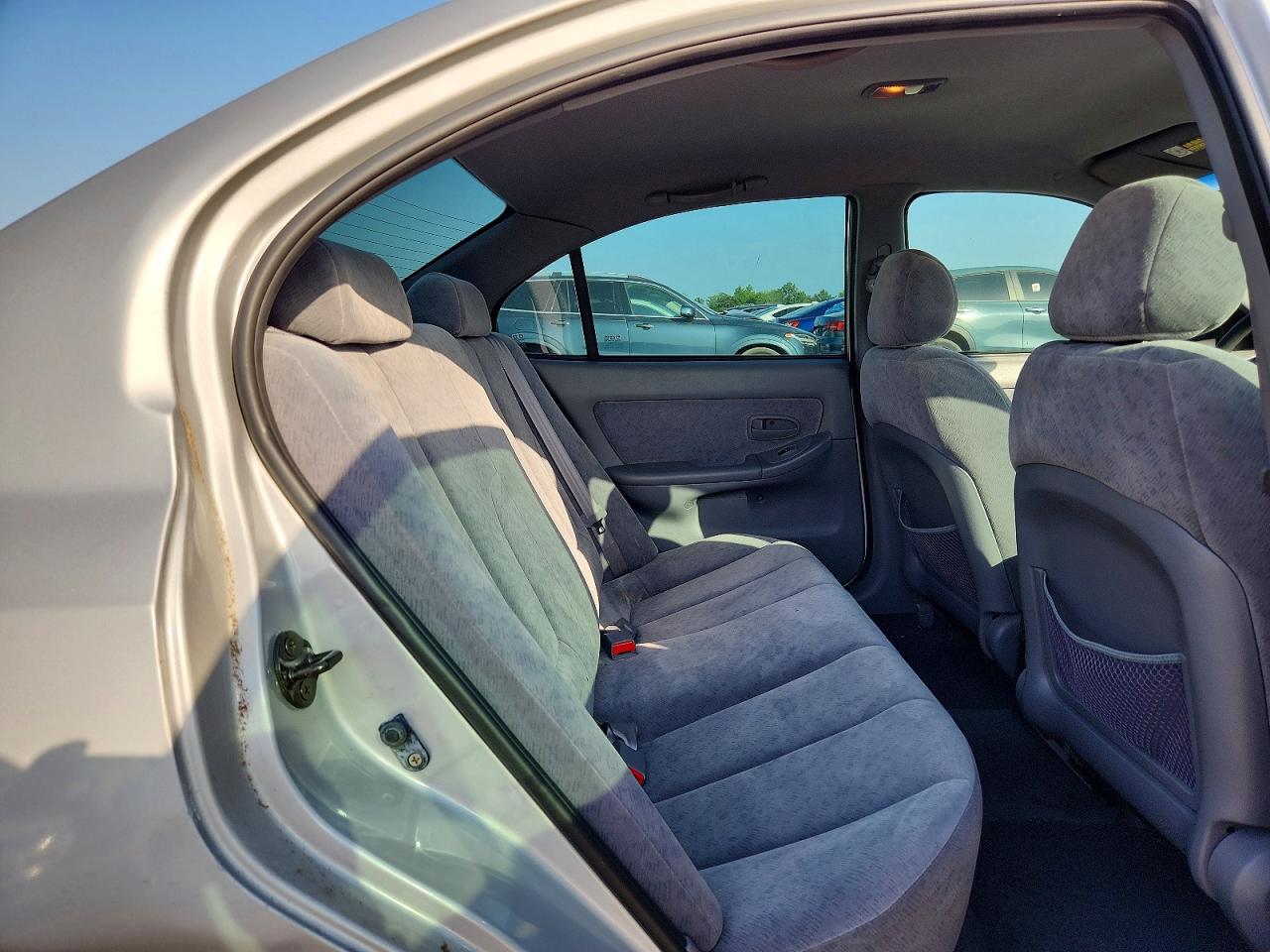 2005 Hyundai Elantra Gls Silver vin: KMHDN46D45U162925