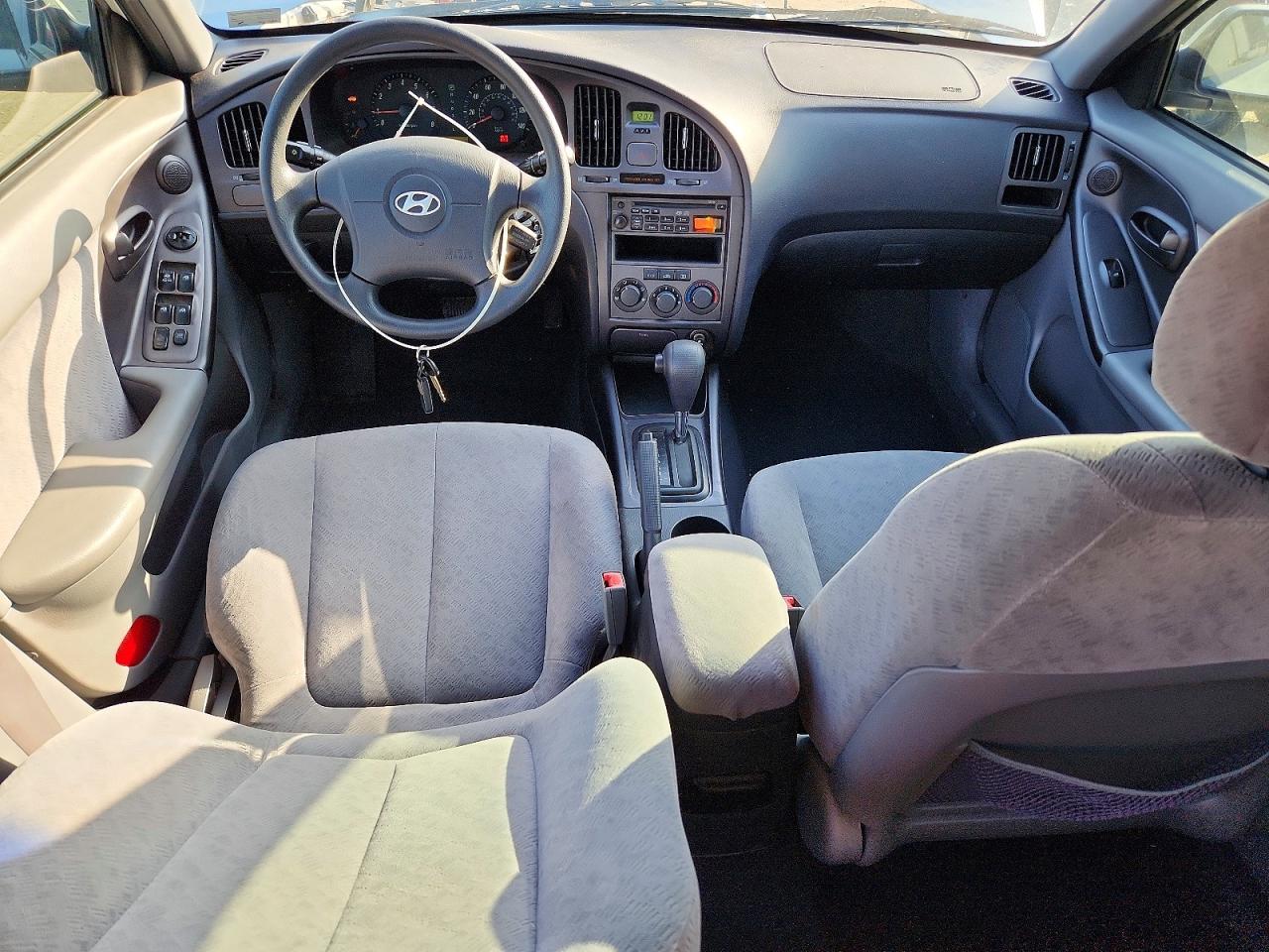 2005 Hyundai Elantra Gls Silver vin: KMHDN46D45U162925
