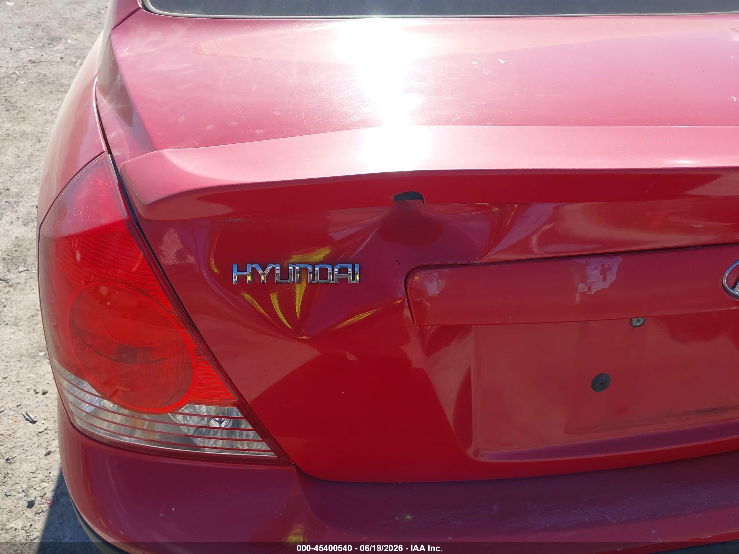 2005 Hyundai Elantra Gls/gt Красный vin: KMHDN46D45U165095