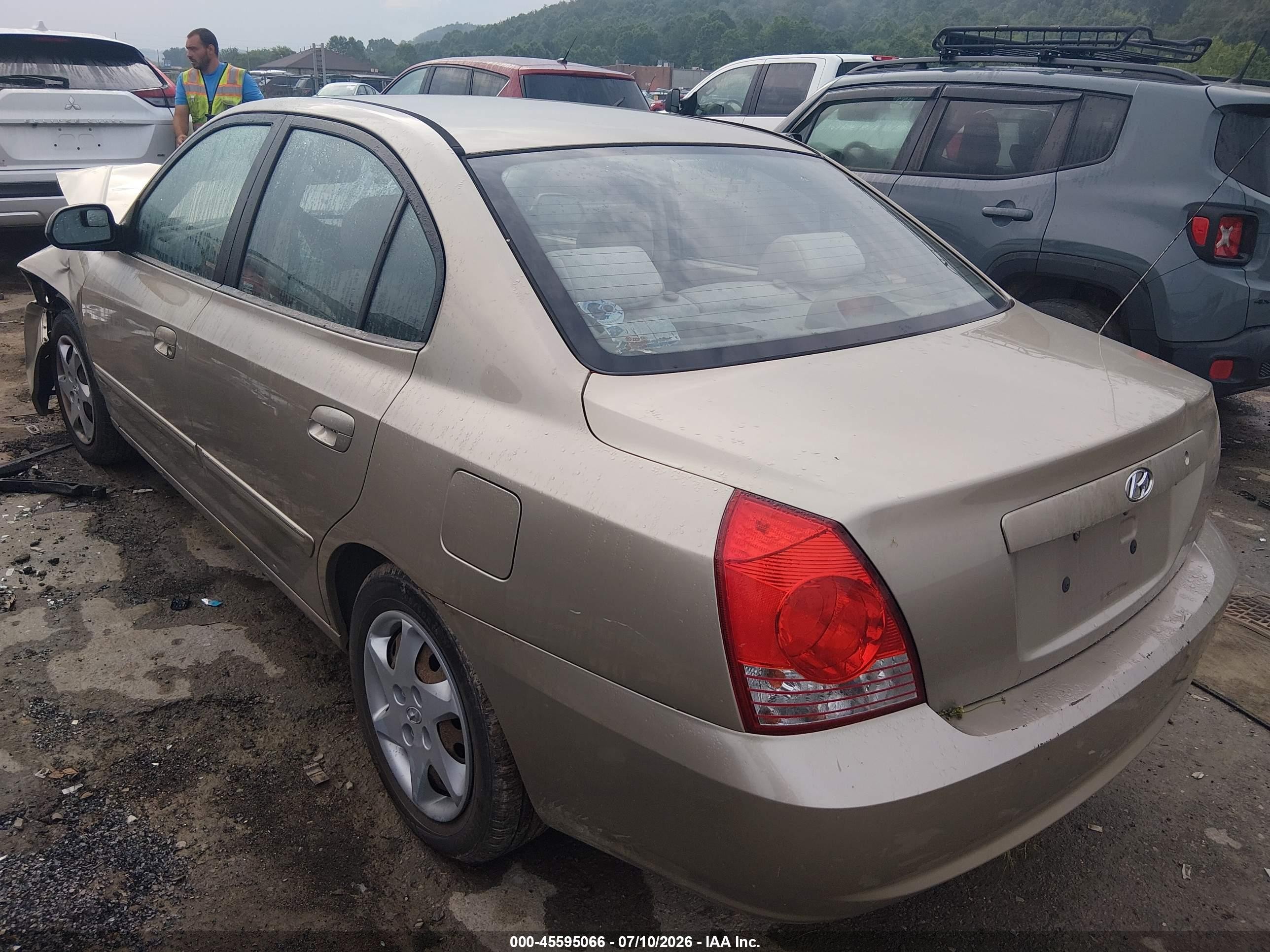 2006 Hyundai Elantra Gls/limited Gold vin: KMHDN46D46U373768