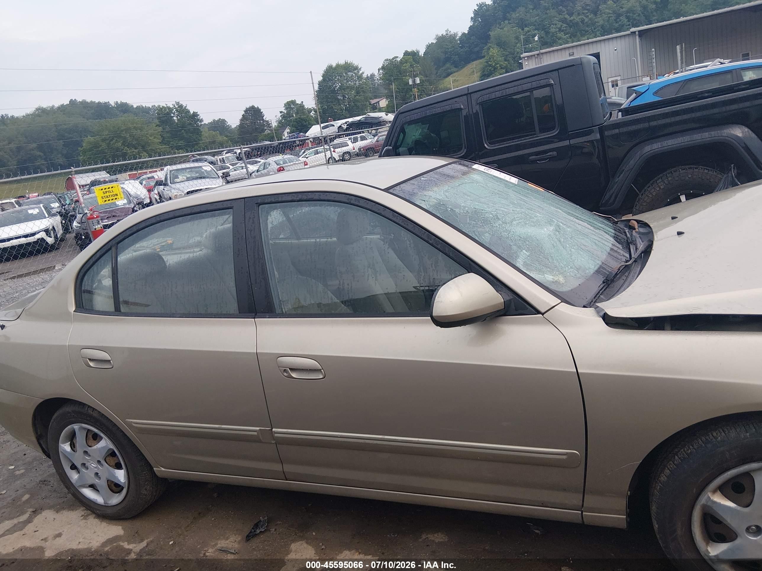 2006 Hyundai Elantra Gls/limited Gold vin: KMHDN46D46U373768