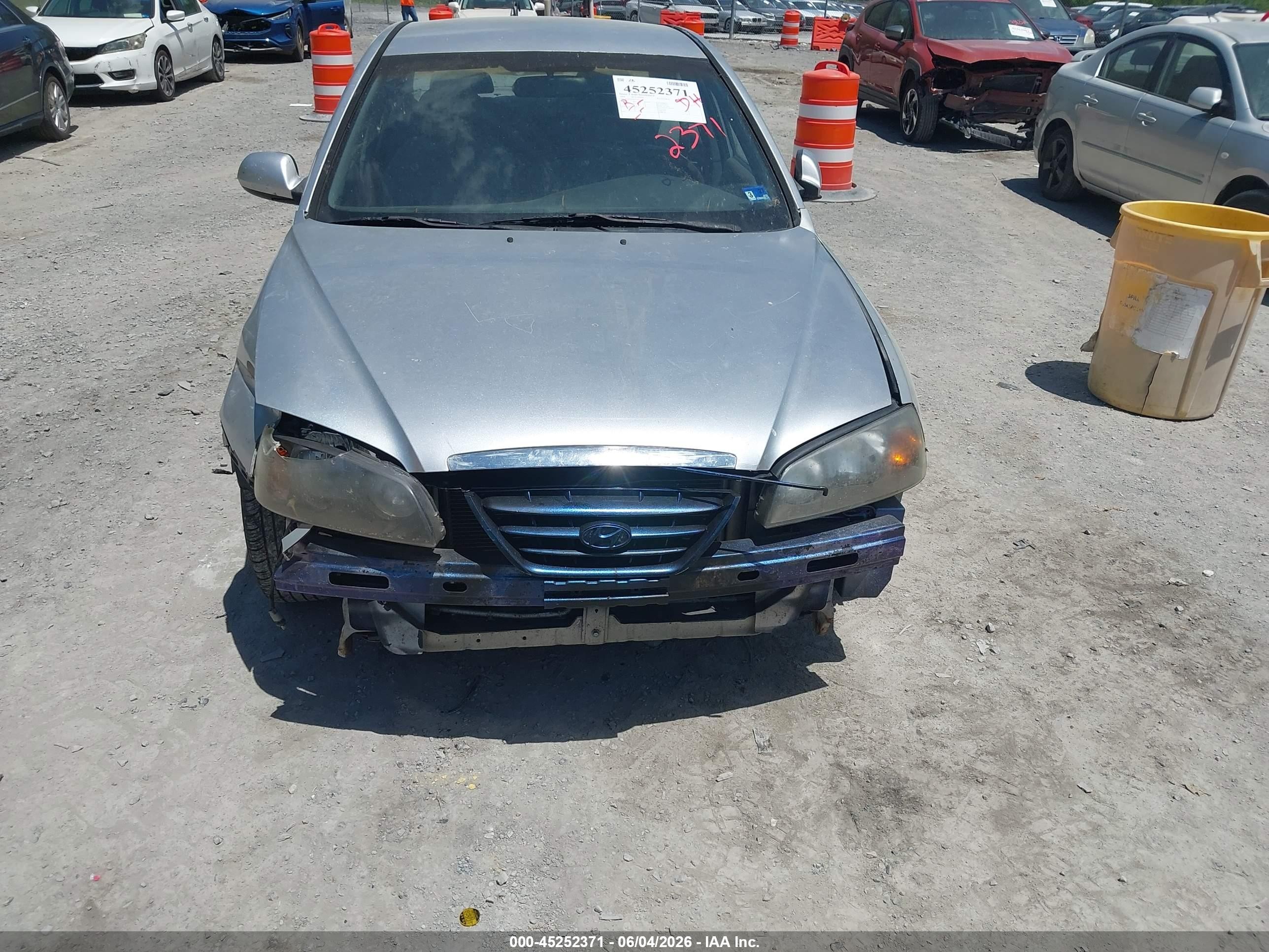 2004 Hyundai Elantra Gls/gt Silver vin: KMHDN46D54U712955